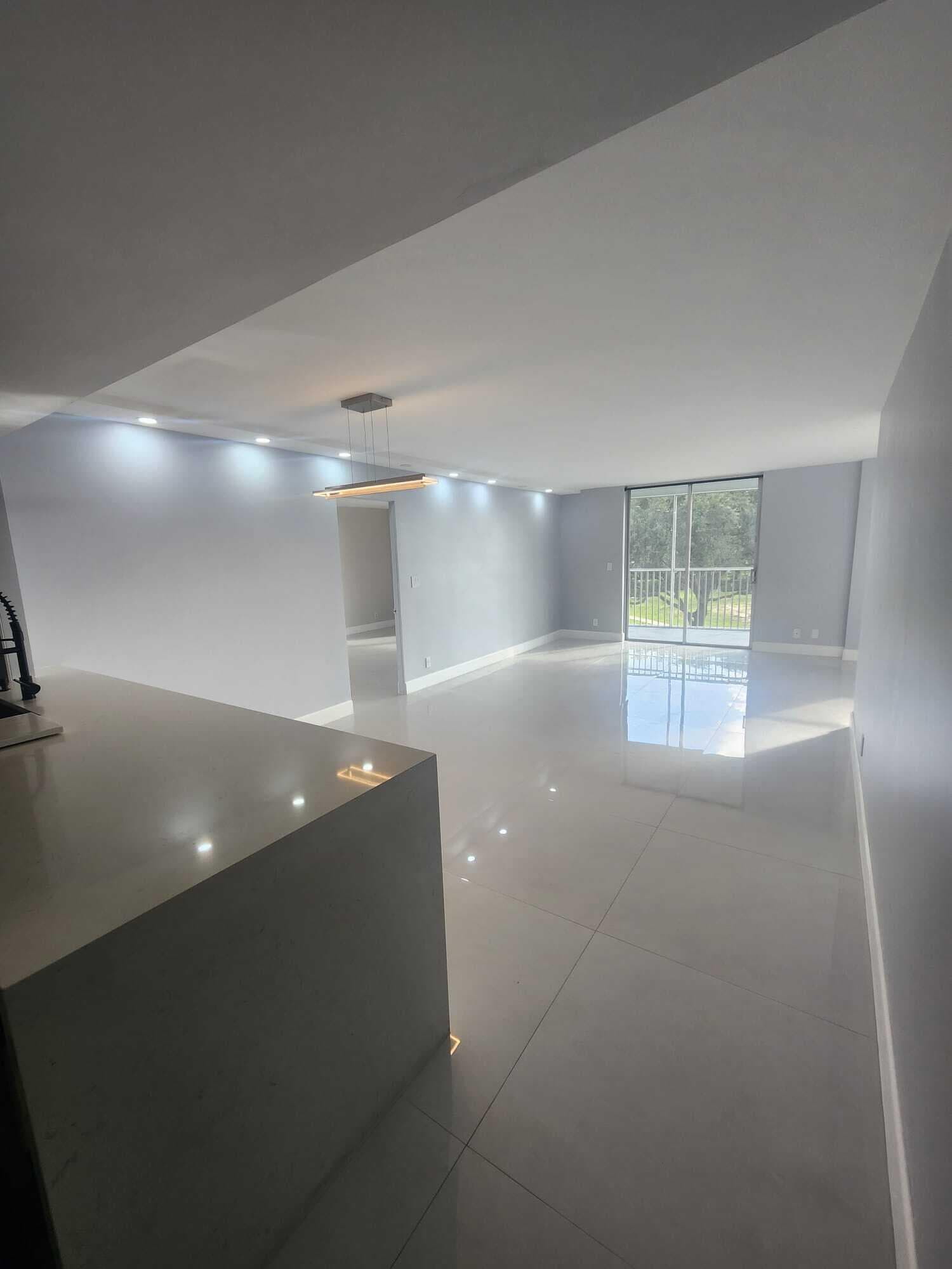 5301 NW 2nd Avenue Apt 307, Boca Raton, FL 33487 — photo 20 of 35