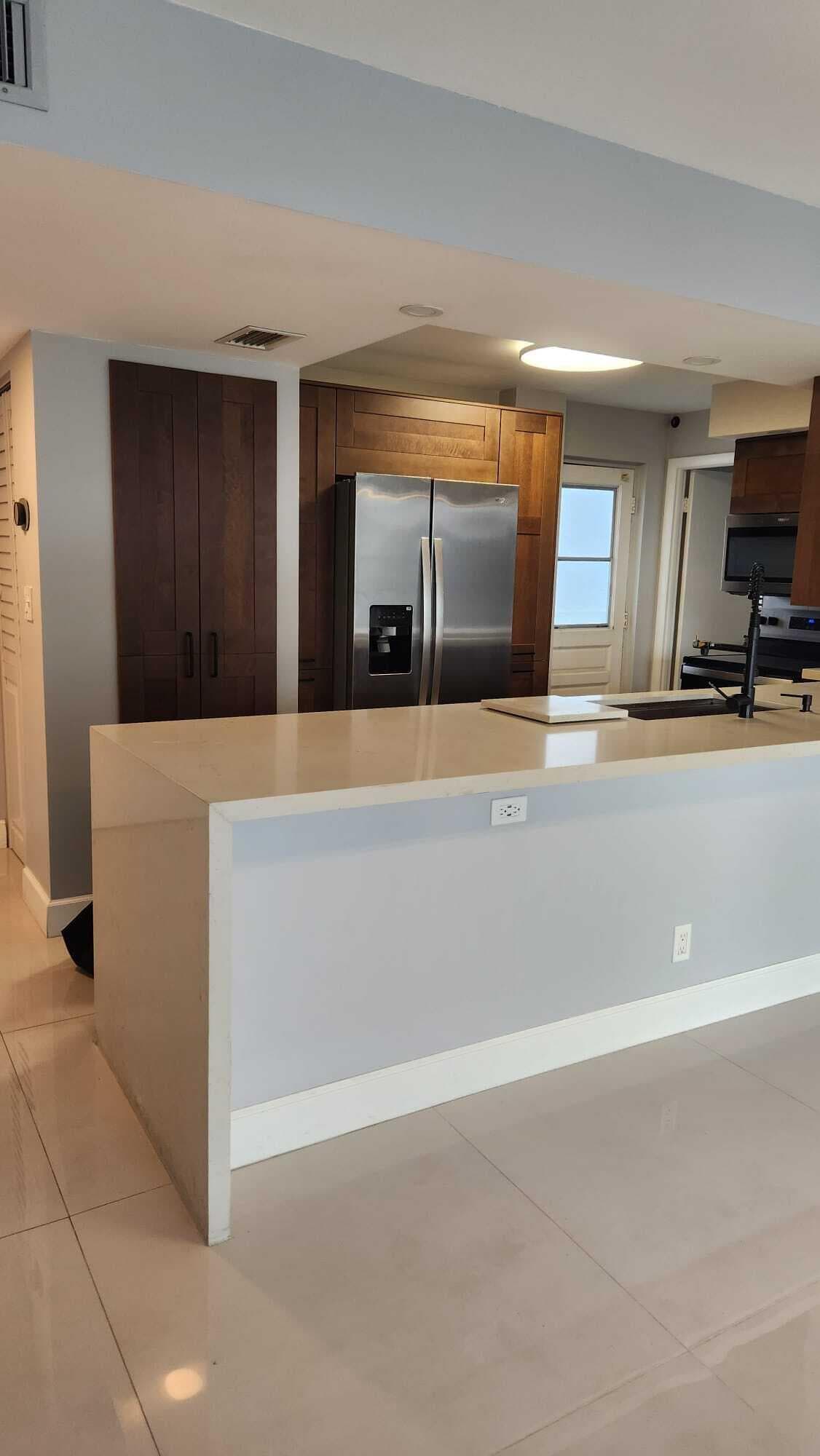 5301 NW 2nd Avenue Apt 307, Boca Raton, FL 33487 — photo 9 of 35