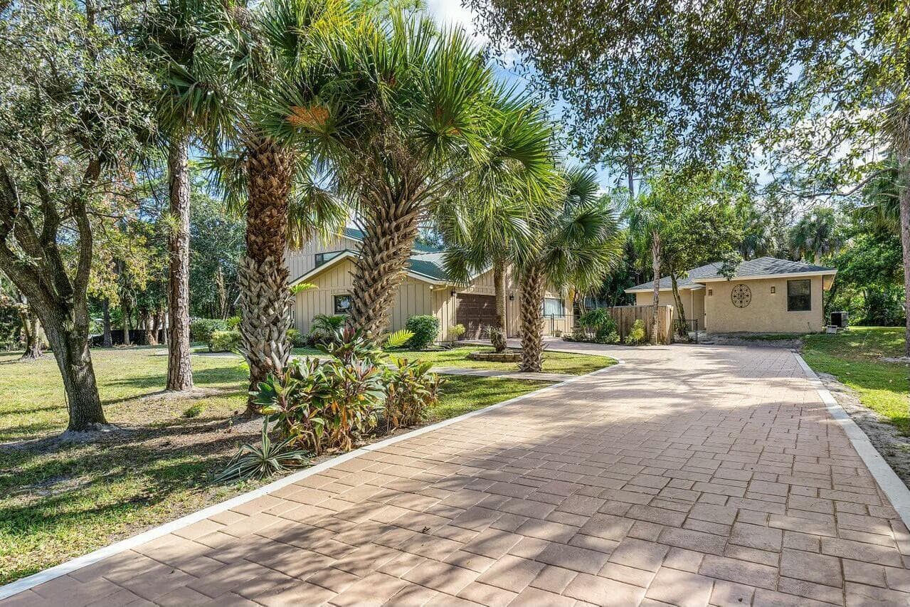 9266 Pinion Drive, Lake Worth, FL 33467 — photo 3 of 68