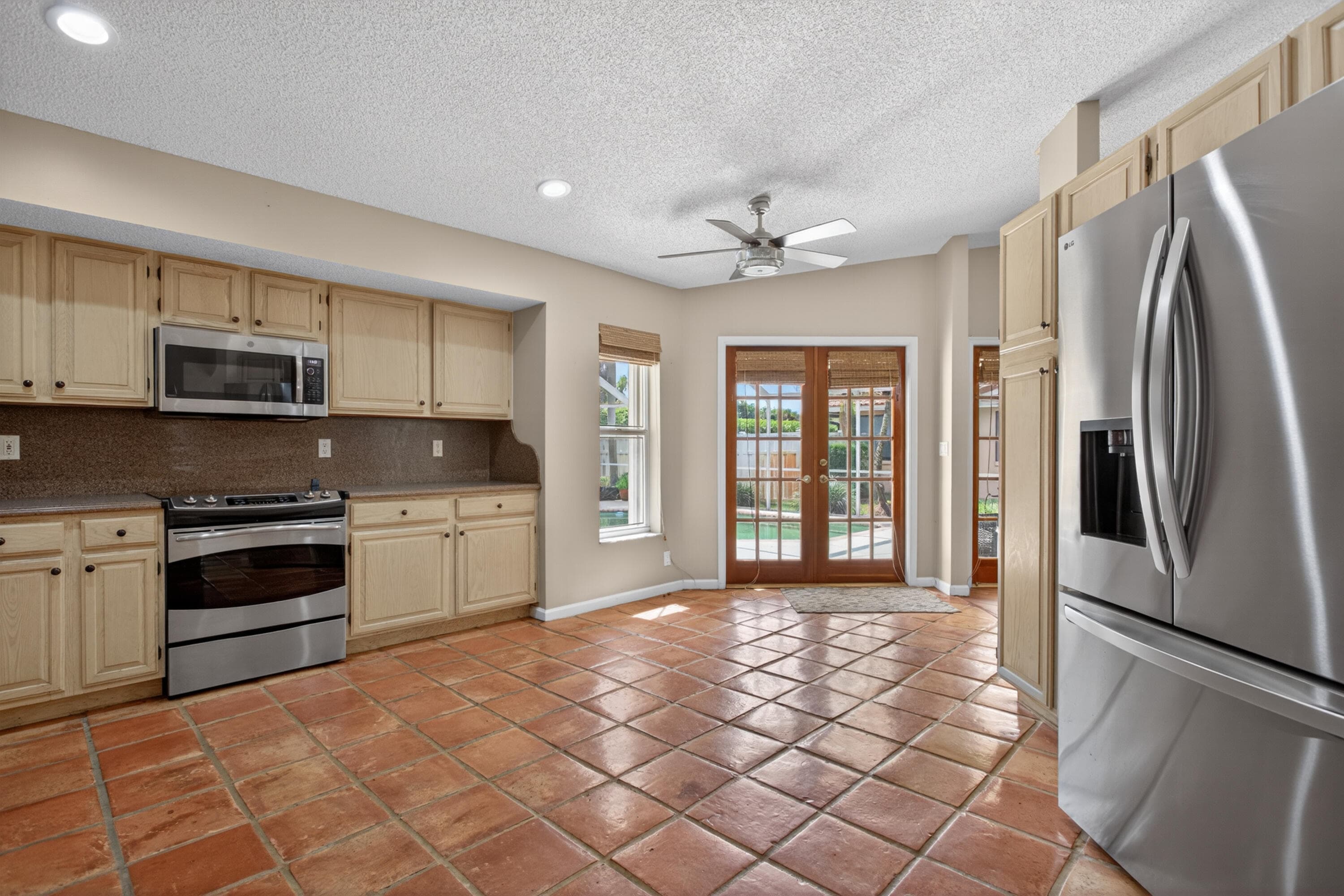 5333 N Springs Way, Coral Springs, FL 33076 — photo 11 of 25