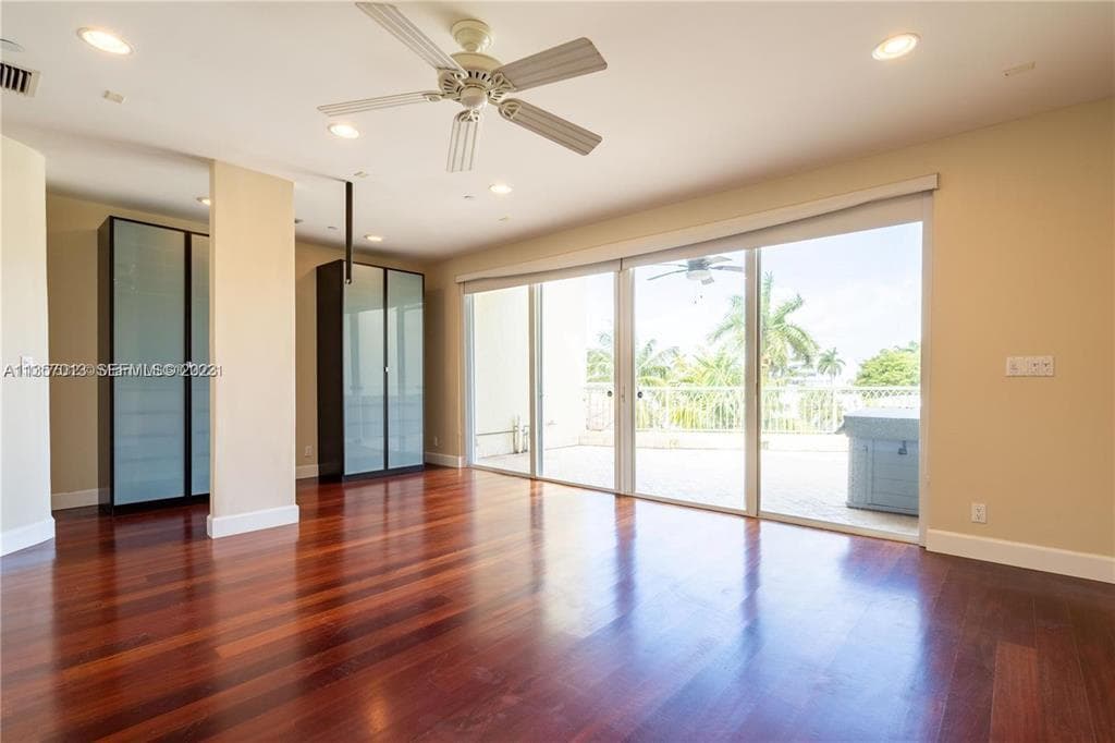 3121 NE 26th Street, Fort Lauderdale, FL 33305 — photo 14 of 25