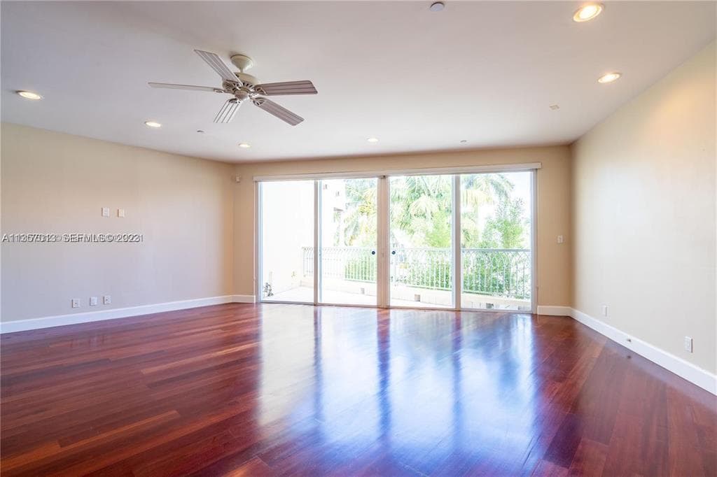 3121 NE 26th Street, Fort Lauderdale, FL 33305 — photo 10 of 25