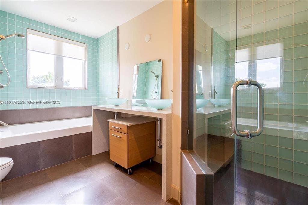 3121 NE 26th Street, Fort Lauderdale, FL 33305 — photo 17 of 25