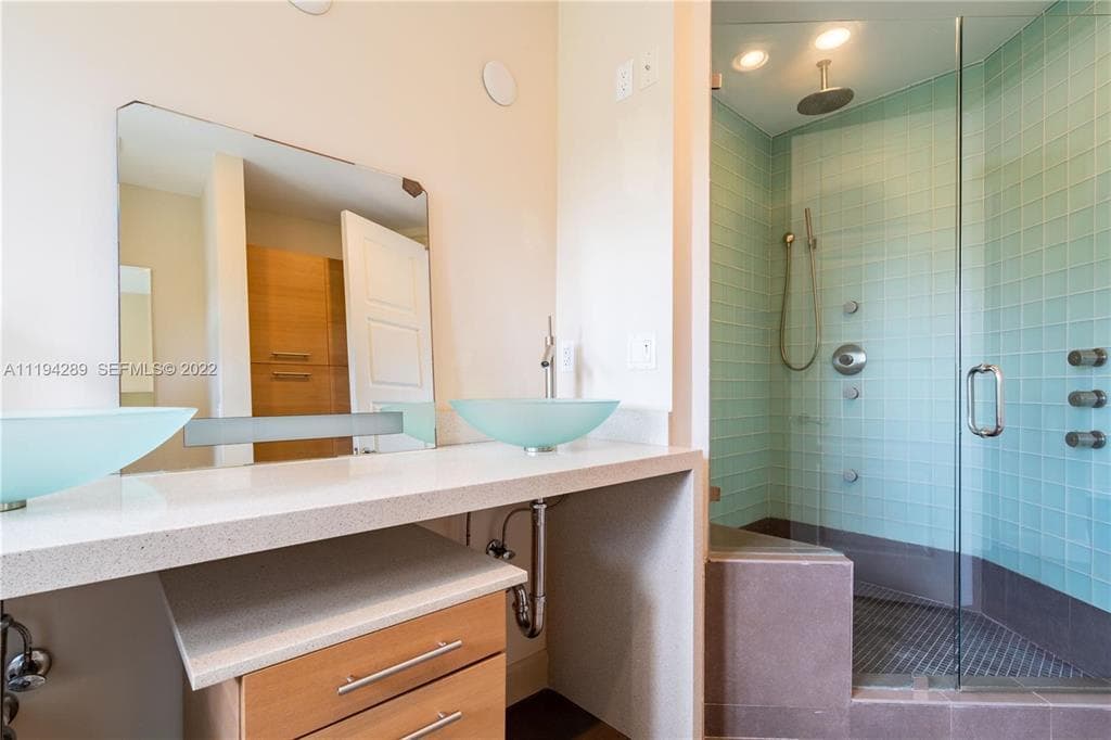 3121 NE 26th Street, Fort Lauderdale, FL 33305 — photo 22 of 25