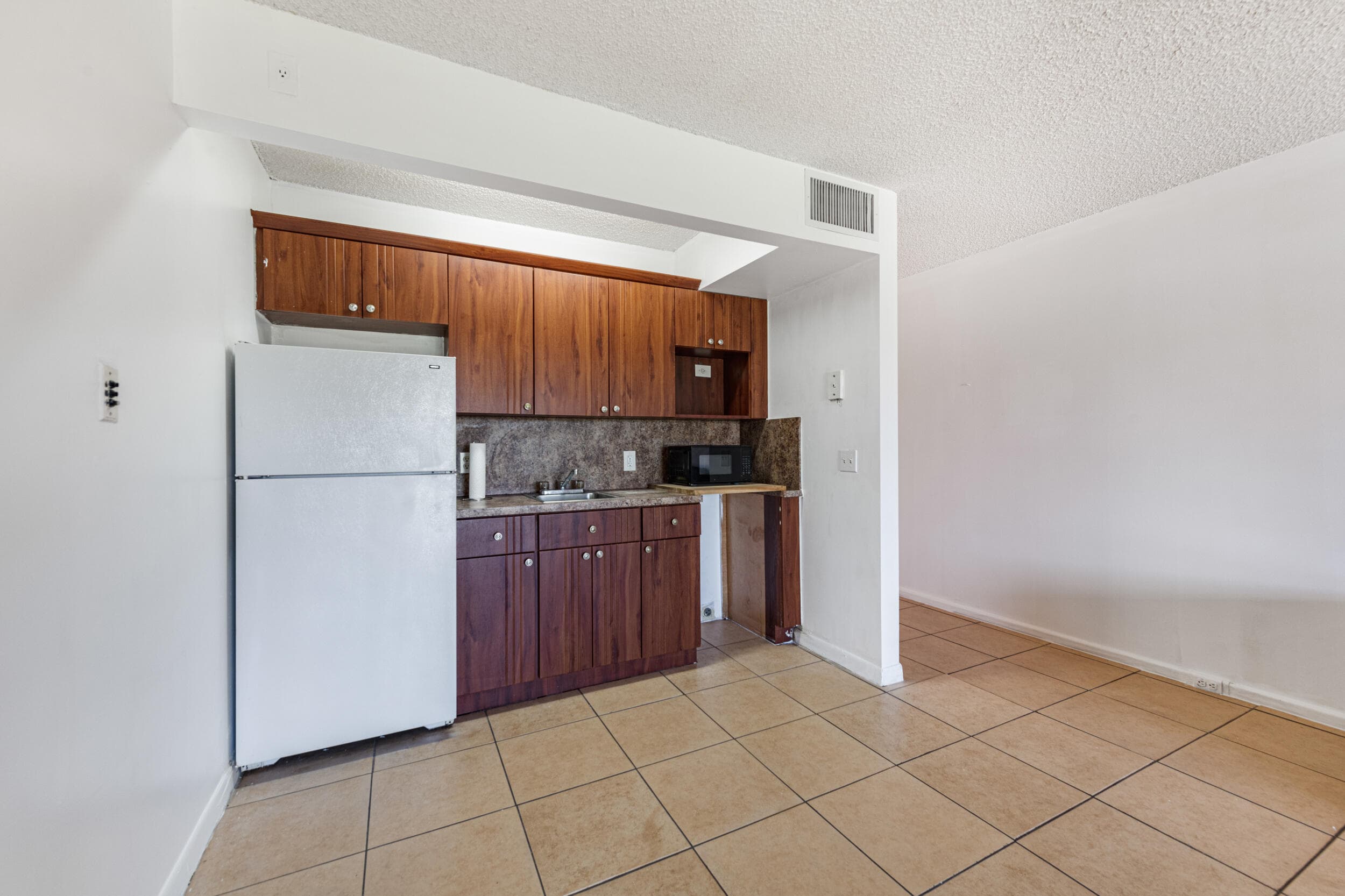 1400 SW 124th Terrace 406q, Pembroke Pines, FL 33027 — photo 13 of 19