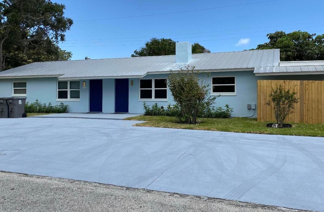 1867 Windsor Drive, North Palm Beach, FL 33408 — photo 1 of 21