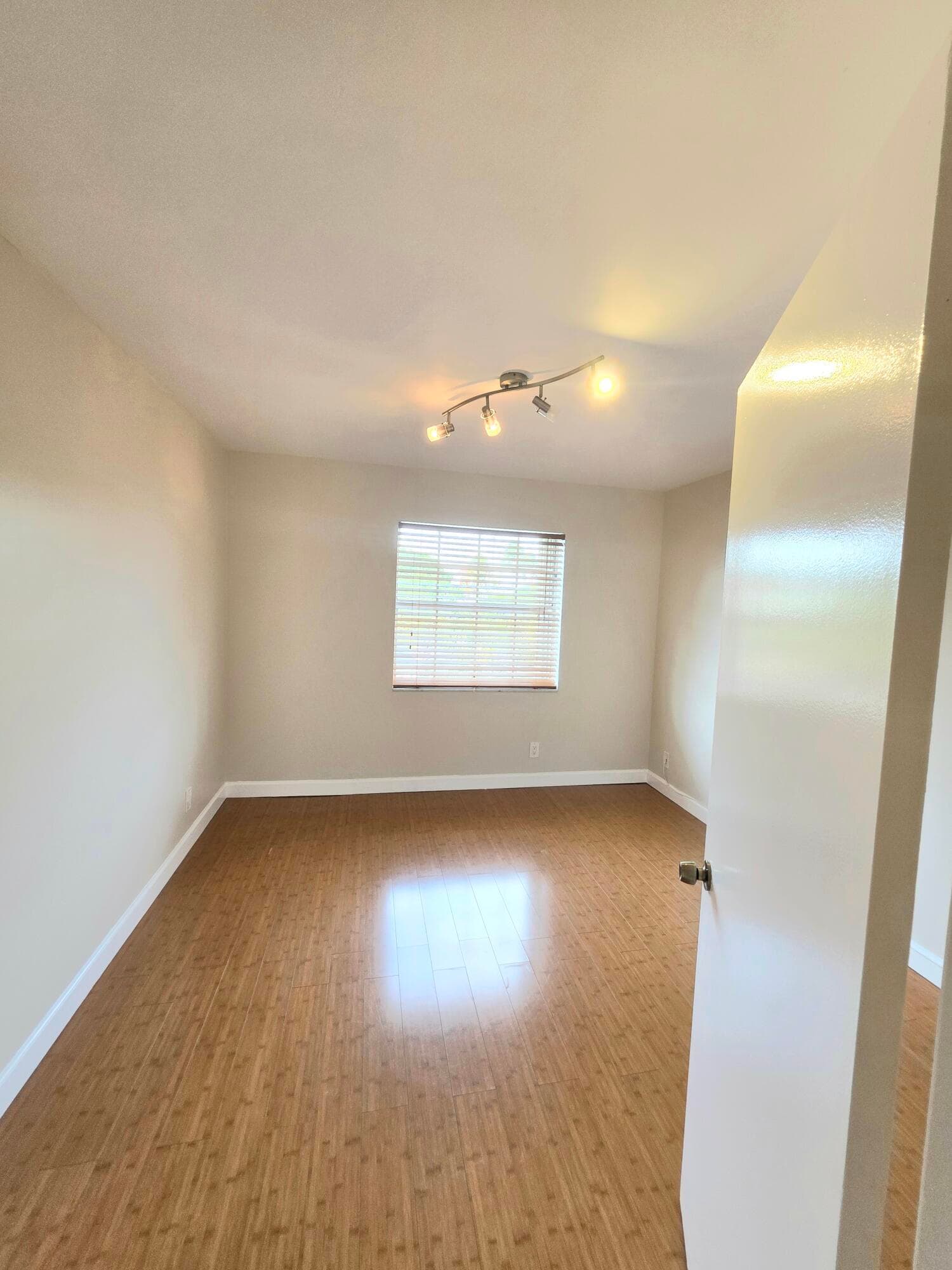 495 SE 8th Street Apt 237, Deerfield Beach, FL 33441 — photo 20 of 30
