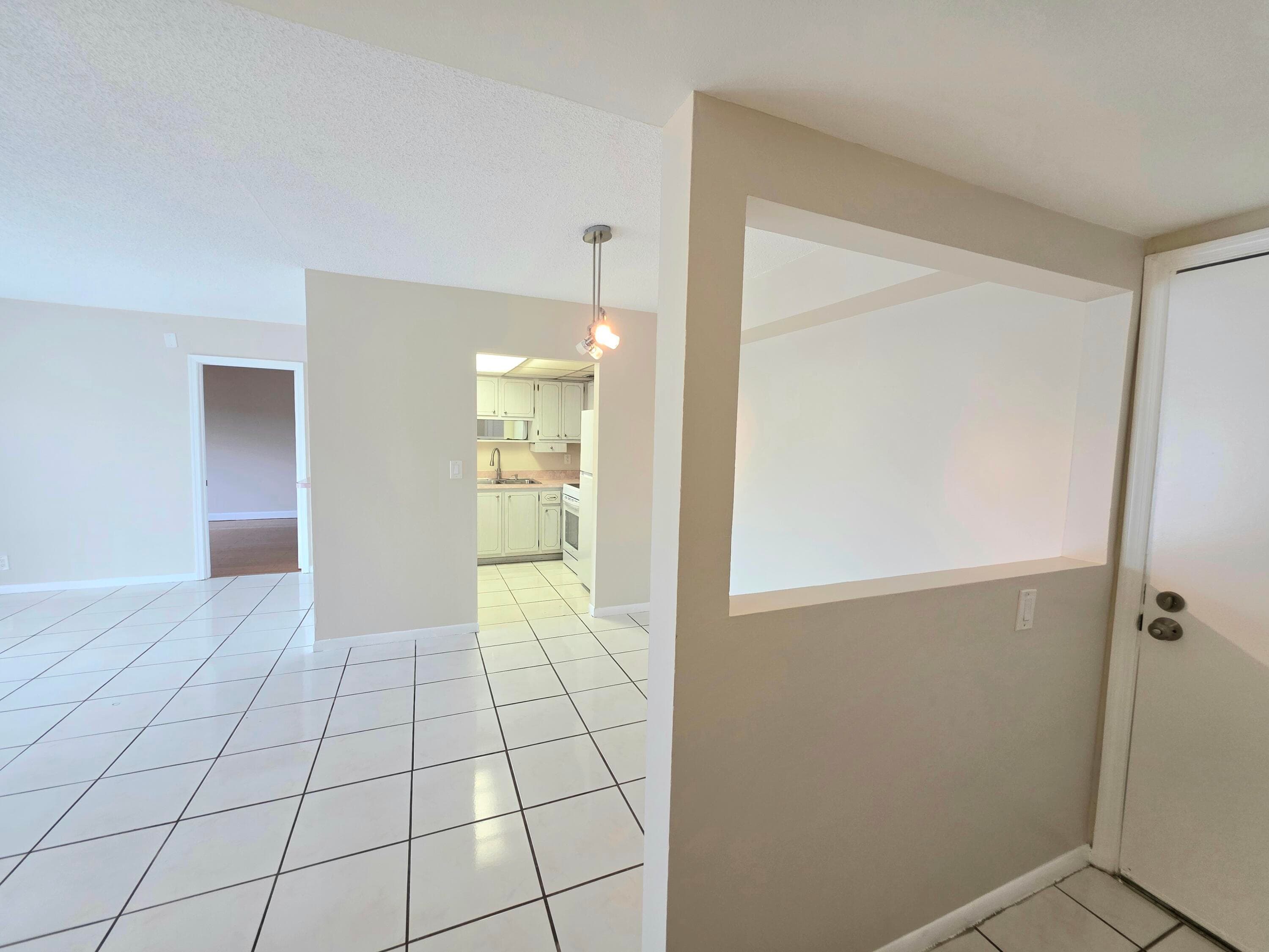 495 SE 8th Street Apt 237, Deerfield Beach, FL 33441 — photo 23 of 30