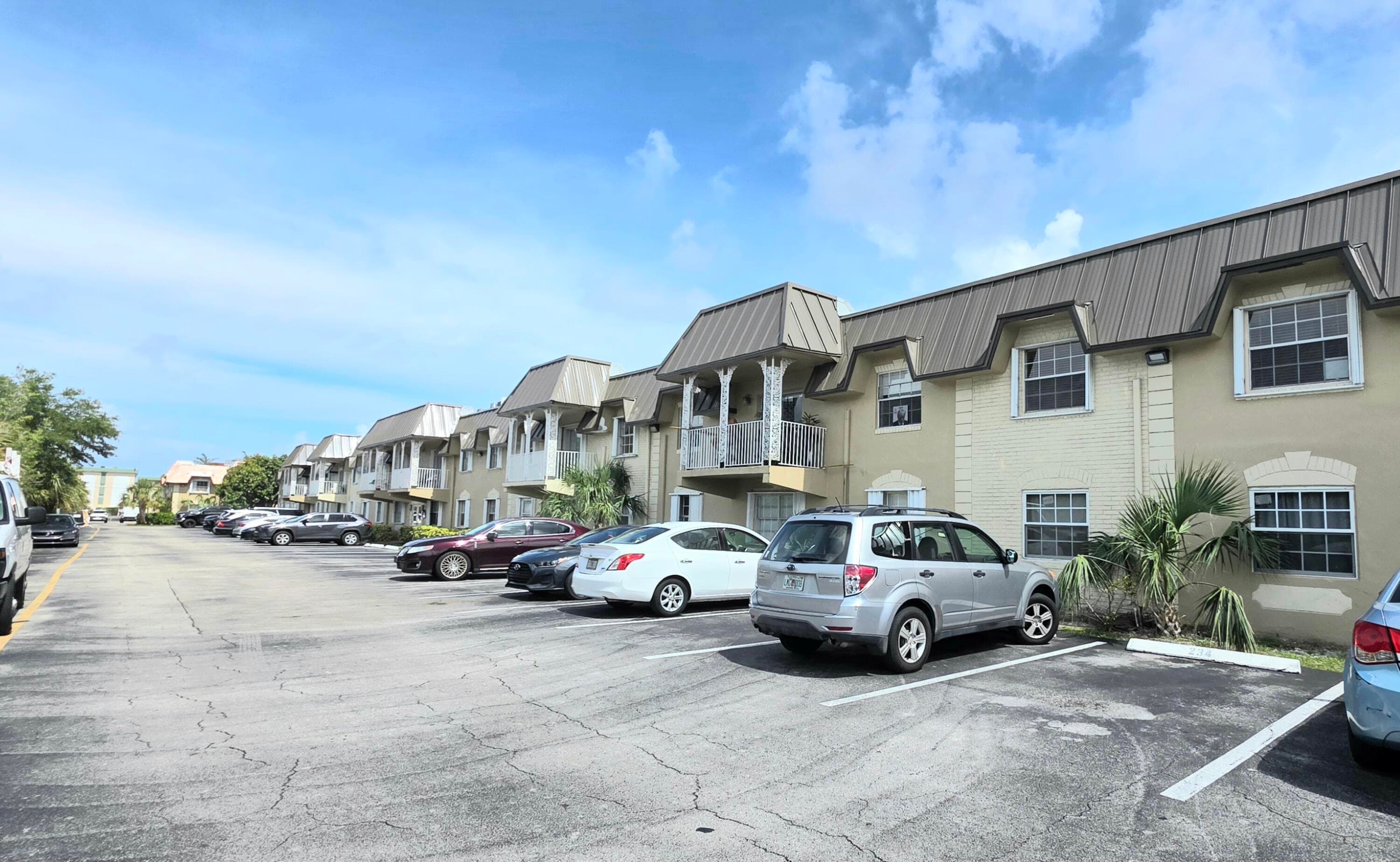495 SE 8th Street Apt 237, Deerfield Beach, FL 33441 — photo 26 of 30