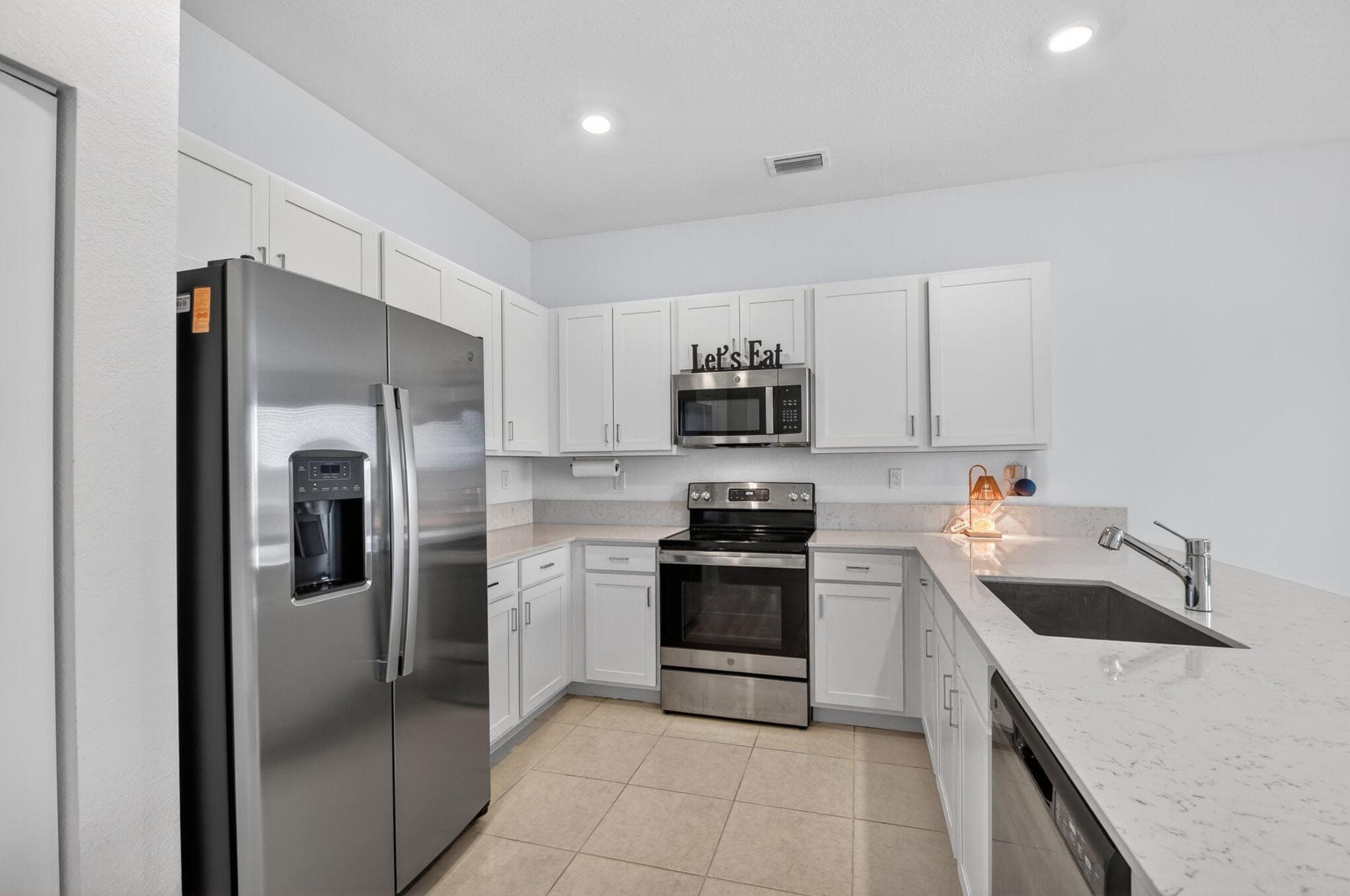 6933 N Harbours Edge Avenue, Lake Worth, FL 33467 — photo 12 of 90
