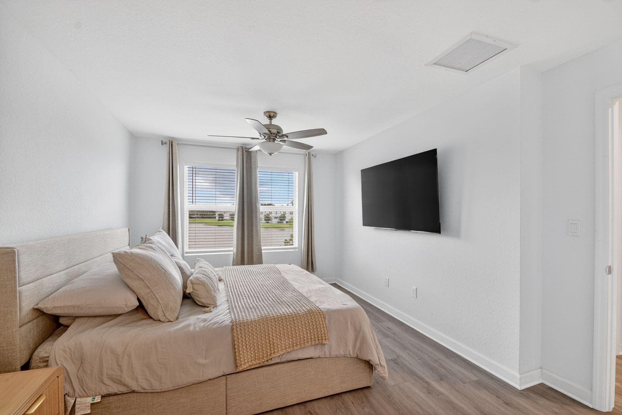 6933 N Harbours Edge Avenue, Lake Worth, FL 33467 — photo 23 of 90
