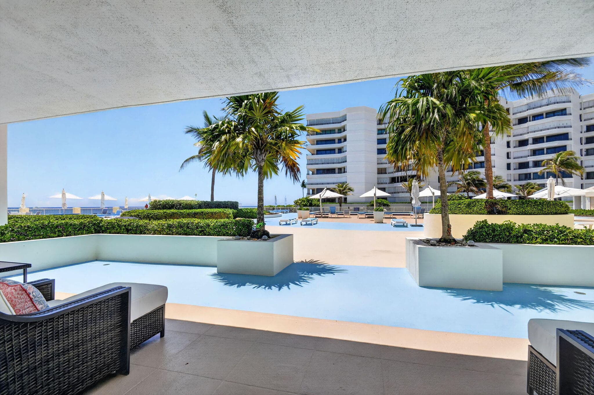 3546 S Ocean Boulevard 203, South Palm Beach, FL 33480 — photo