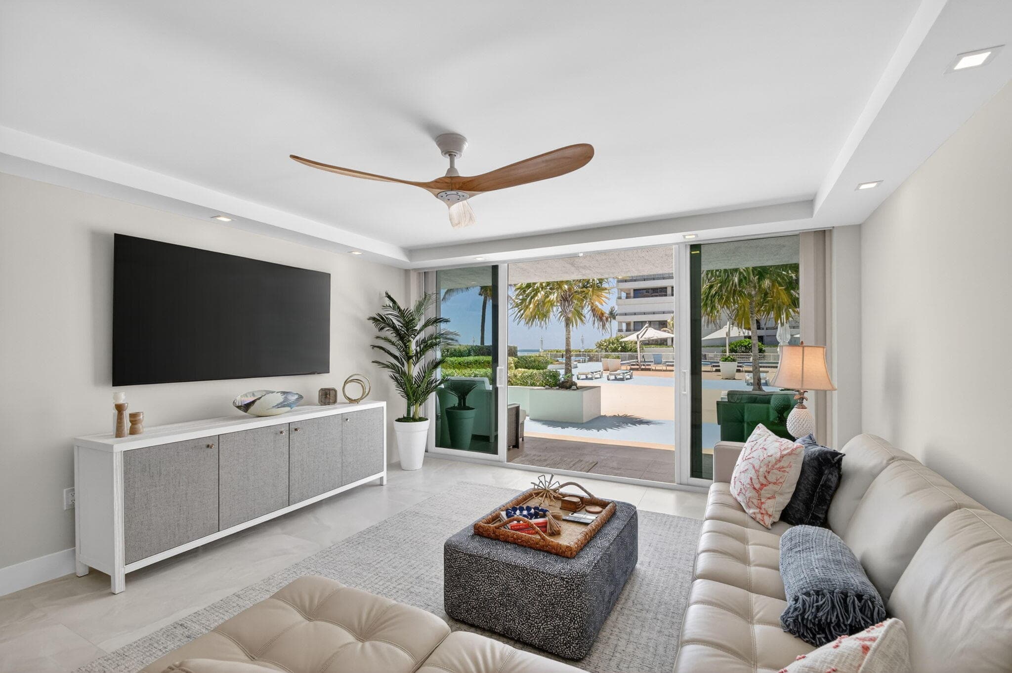 3546 S Ocean Boulevard 203, South Palm Beach, FL 33480 — photo 34 of 54
