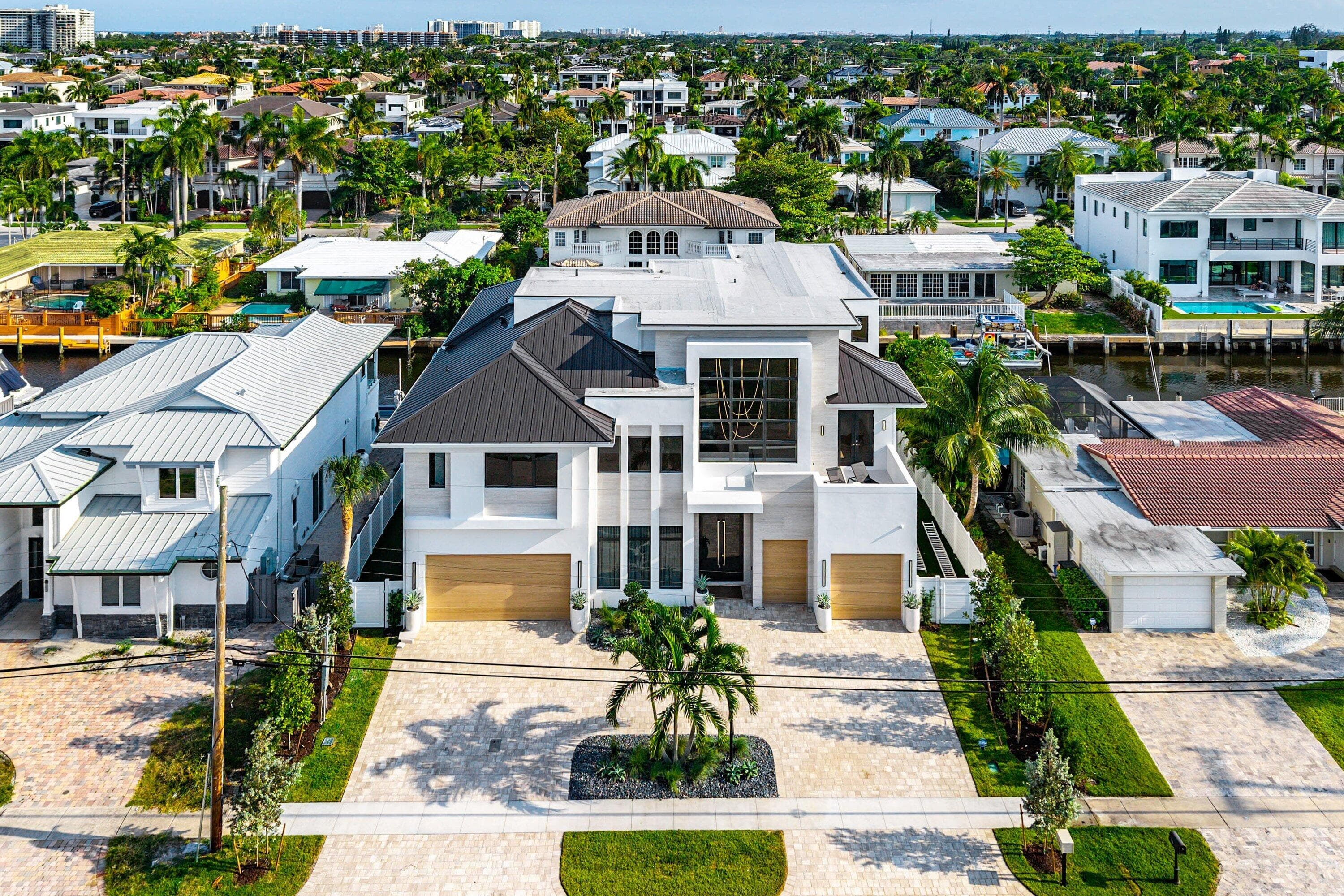 748 NE 72nd Street, Boca Raton, FL 33487 — photo 4 of 109