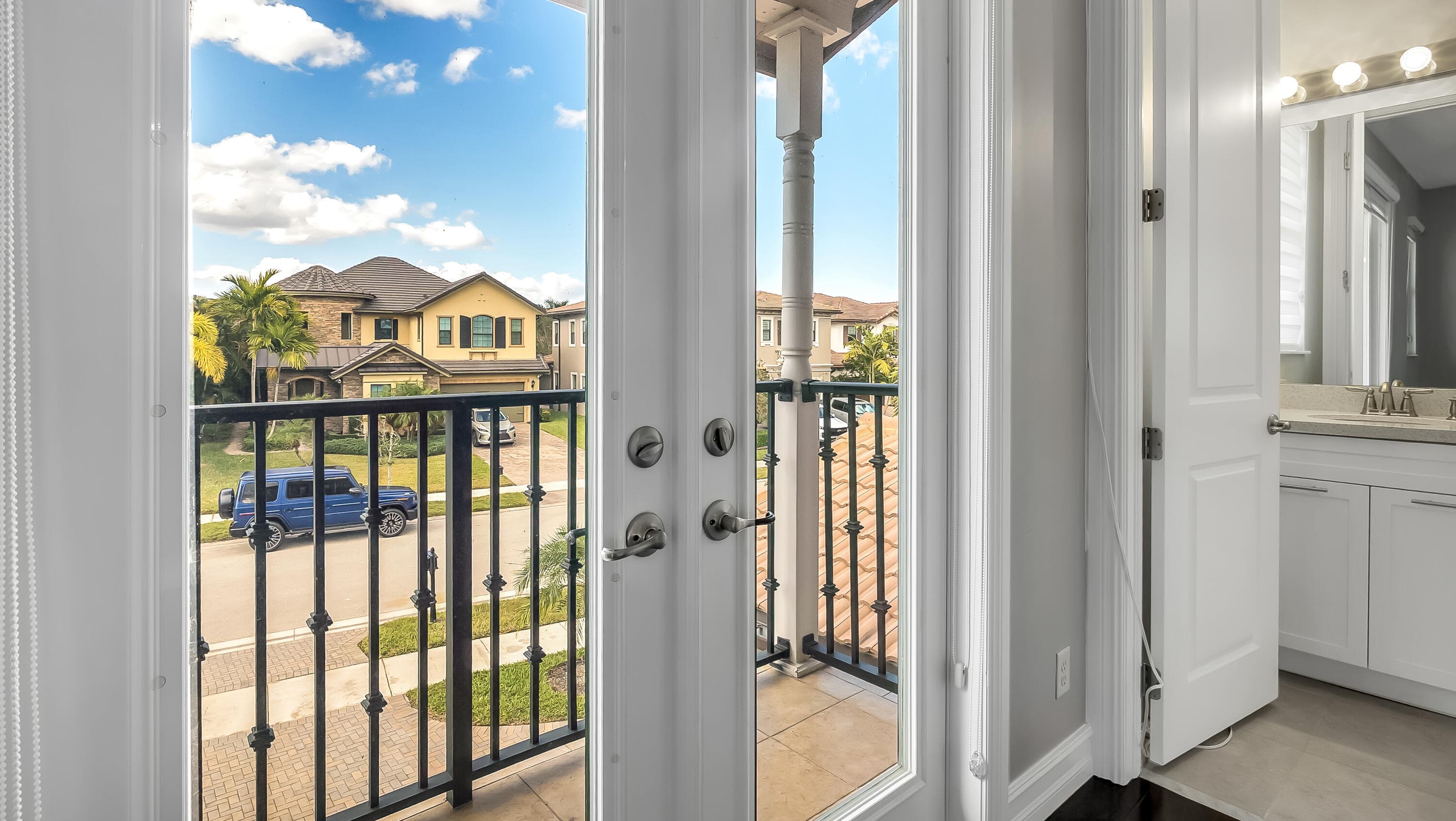 9040 W Watercrest Cir Circle W, Parkland, FL 33076 — photo 16 of 98
