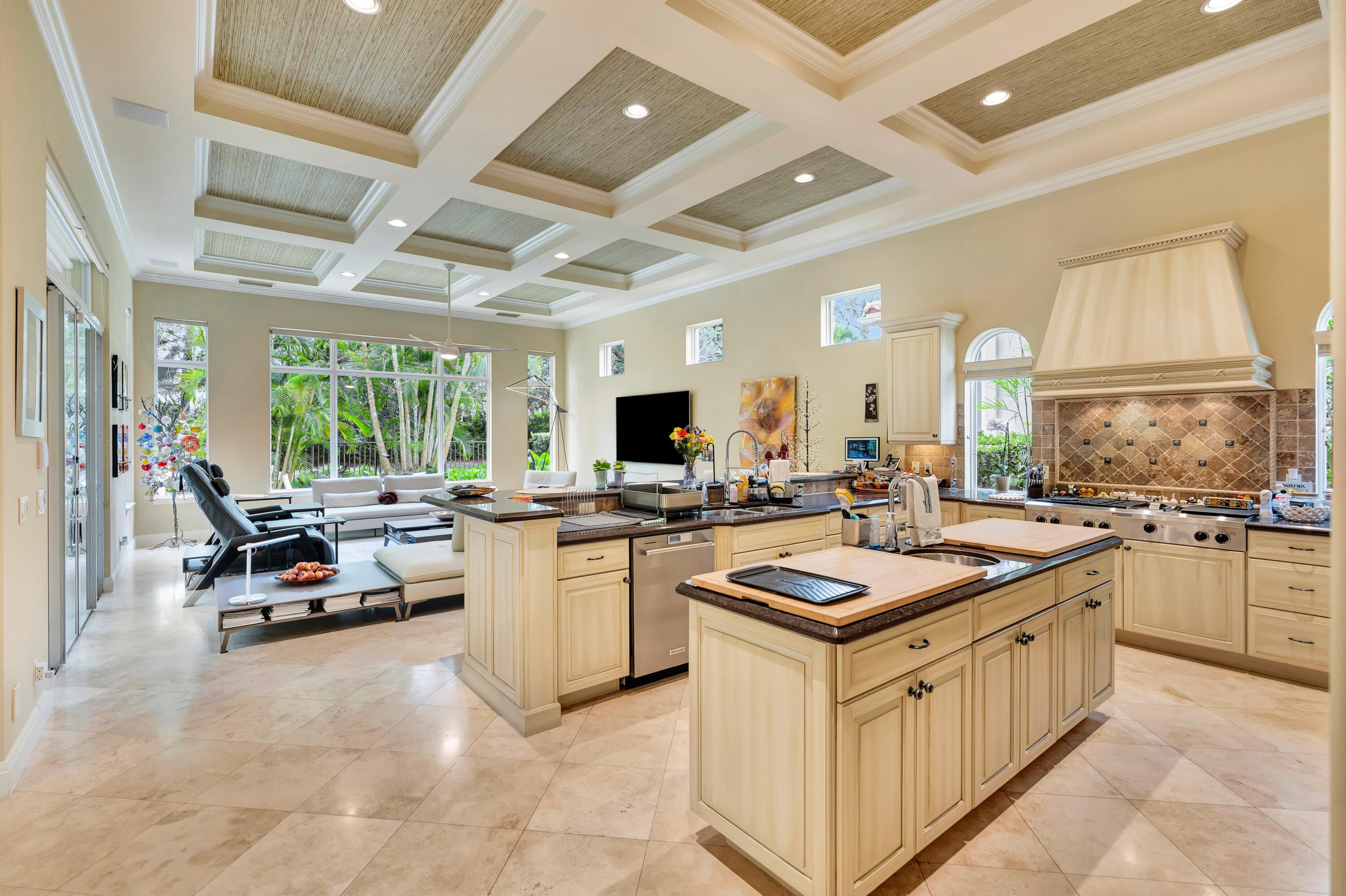 11316 Caladium Lane, Palm Beach Gardens, FL 33418 — photo 14 of 54
