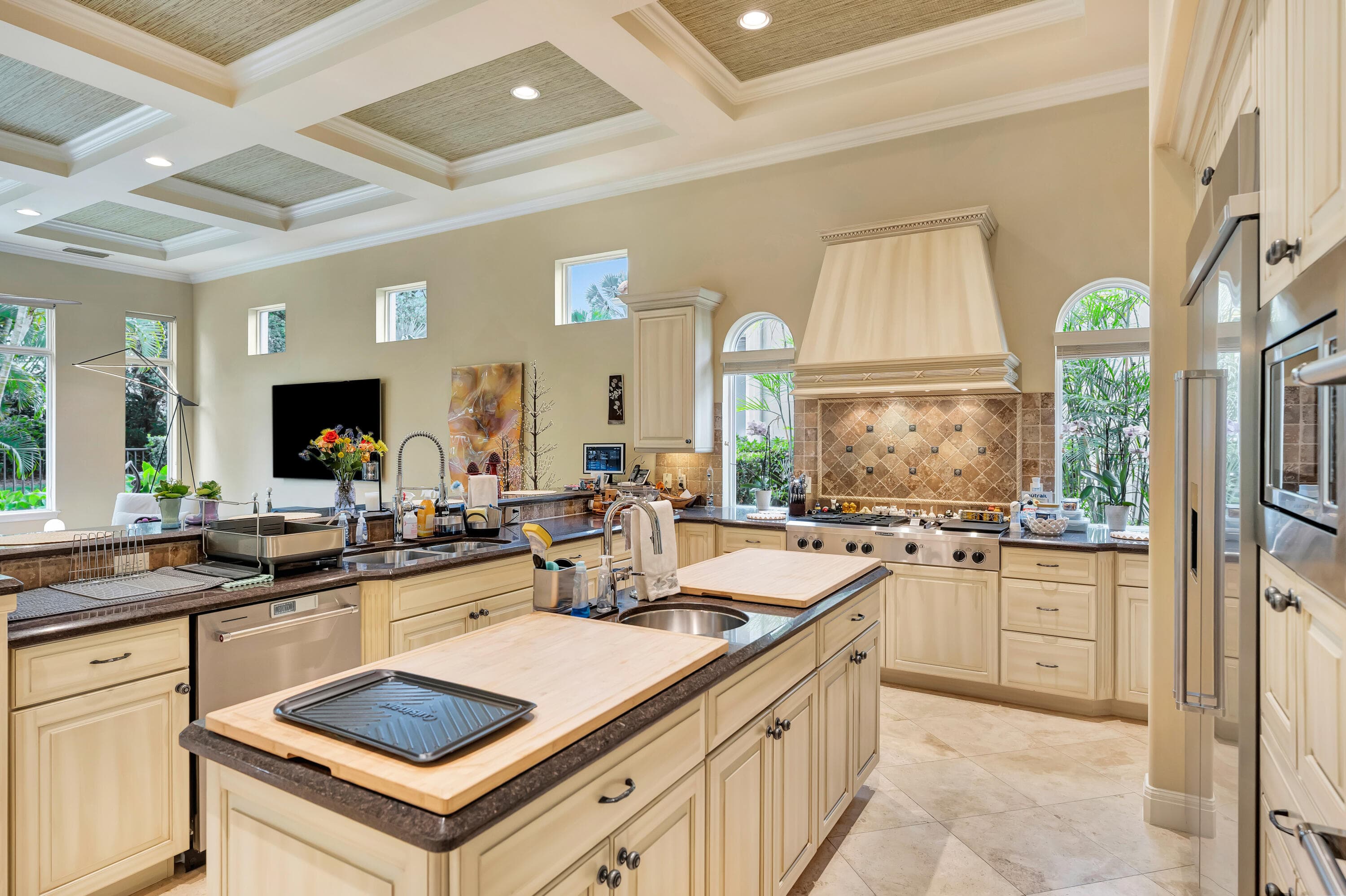11316 Caladium Lane, Palm Beach Gardens, FL 33418 — photo 18 of 54