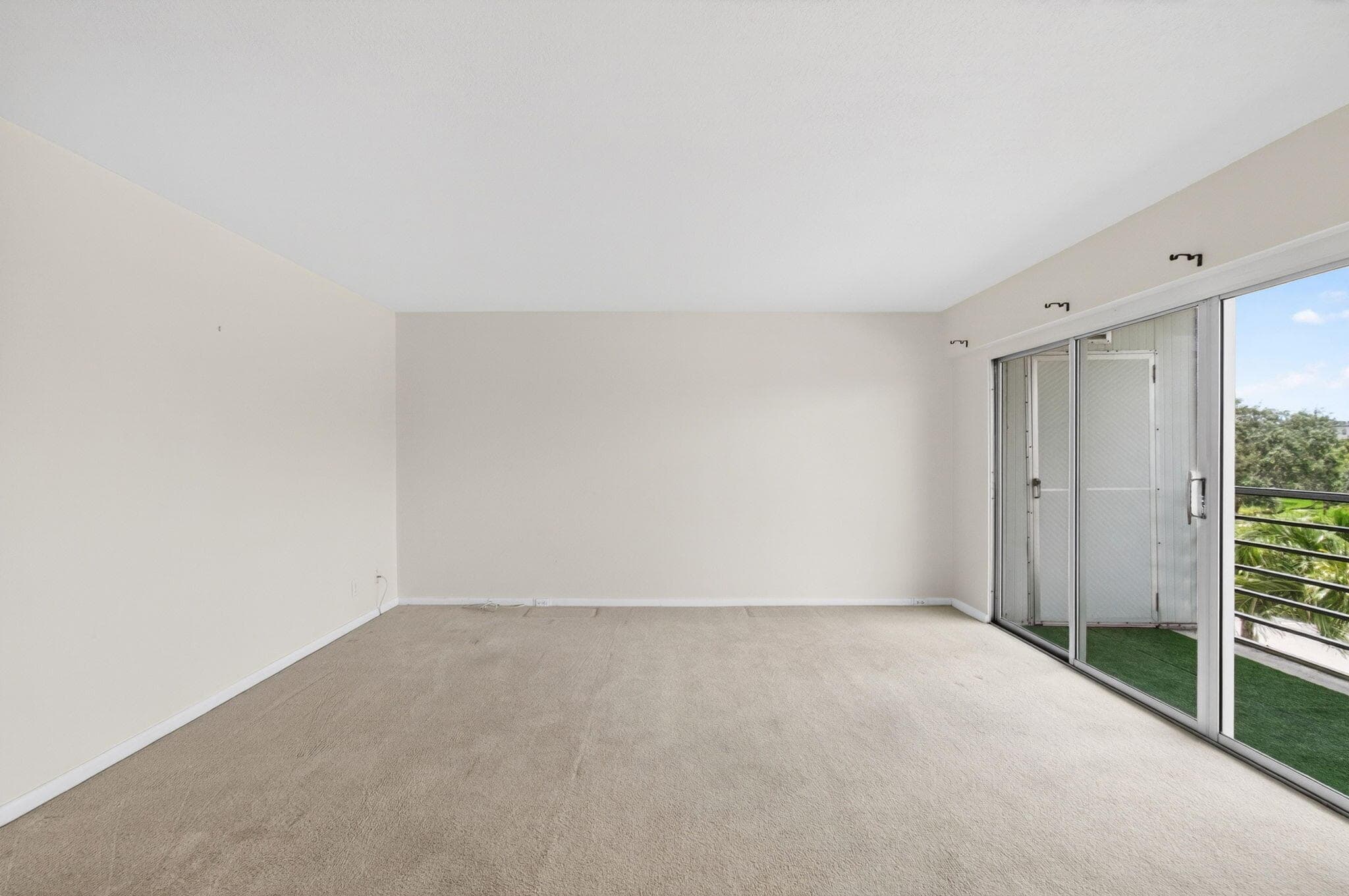35 Mansfield A, Boca Raton, FL 33434 — photo 4 of 98