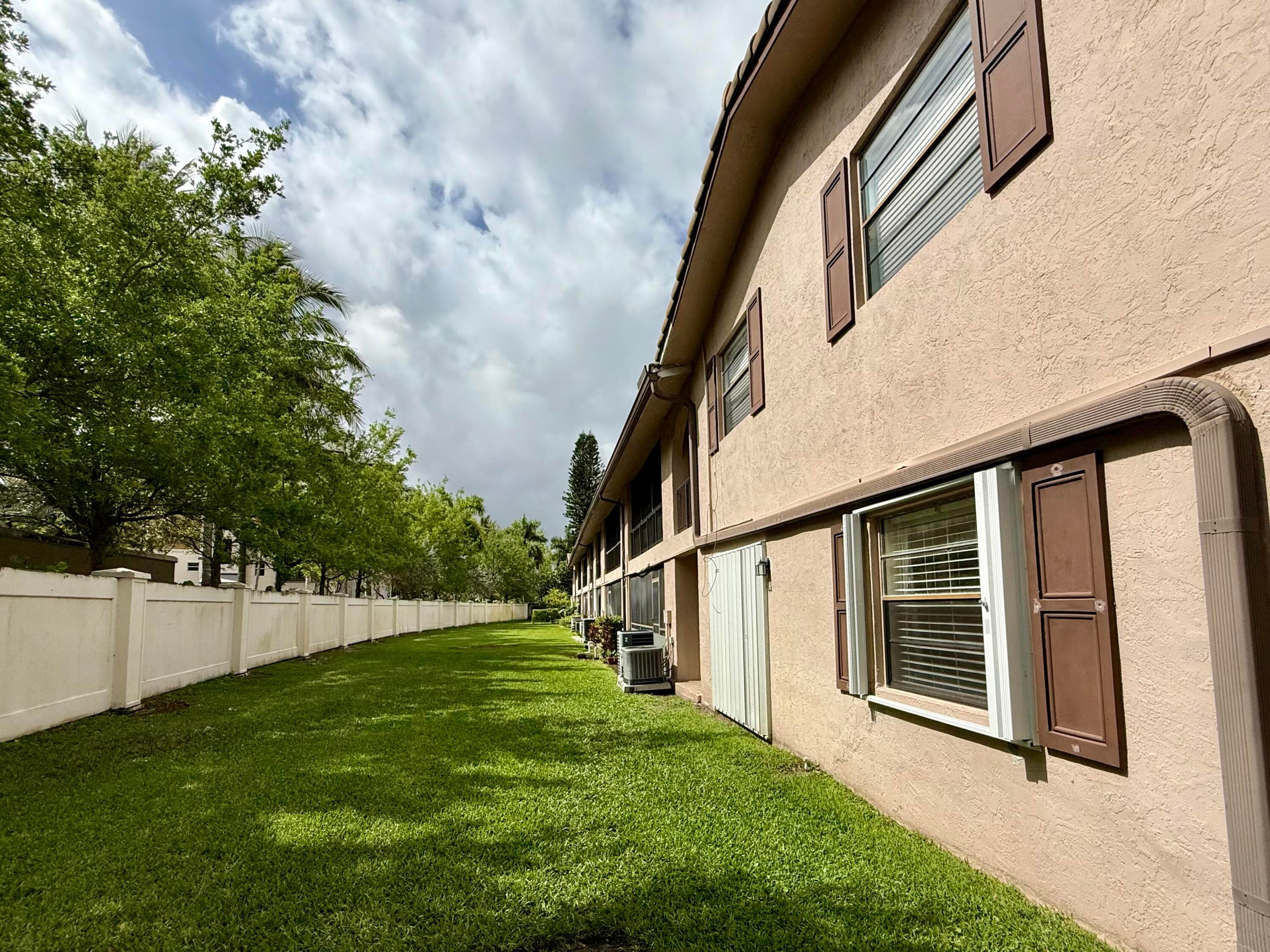 3307 NW 108th Drive 1, Coral Springs, FL 33065 — photo 24 of 26