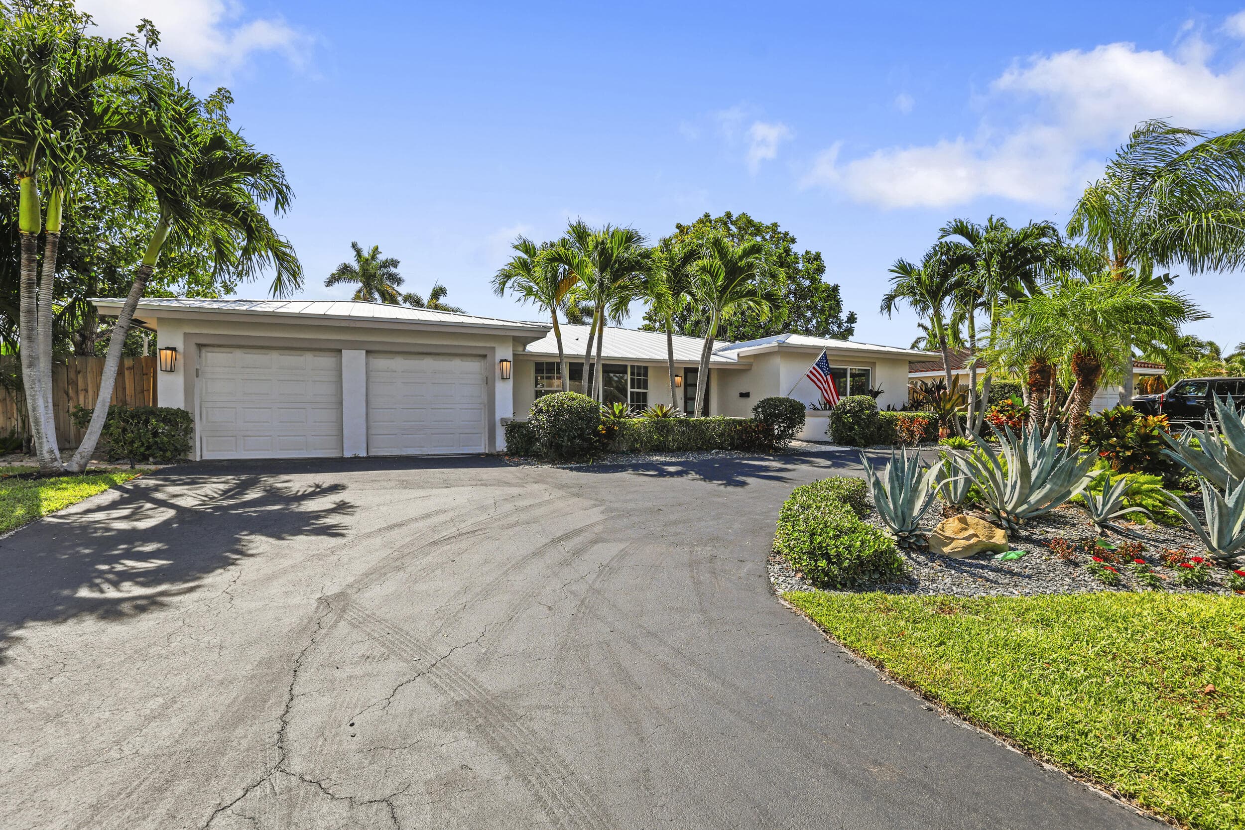 4240 NE 22nd Terrace, Lighthouse Point, FL 33064 — photo 3 of 55