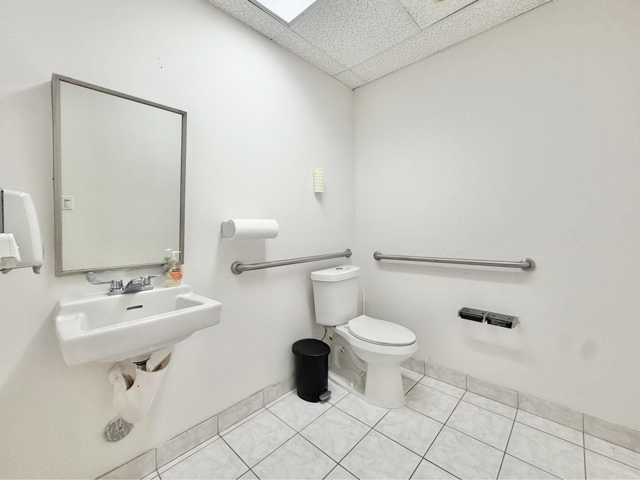 2540 Metrocentre Boulevard 1, West Palm Beach, FL 33407 — photo 13 of 16