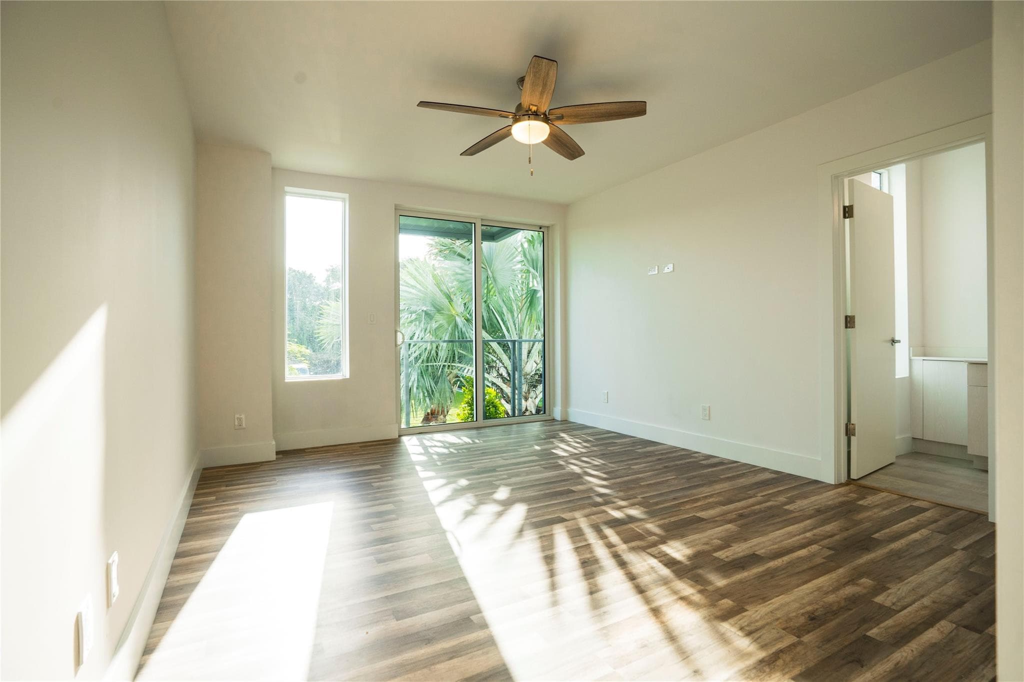 1413 NE 5th Avenue 1, Fort Lauderdale, FL 33304 — photo 14 of 39