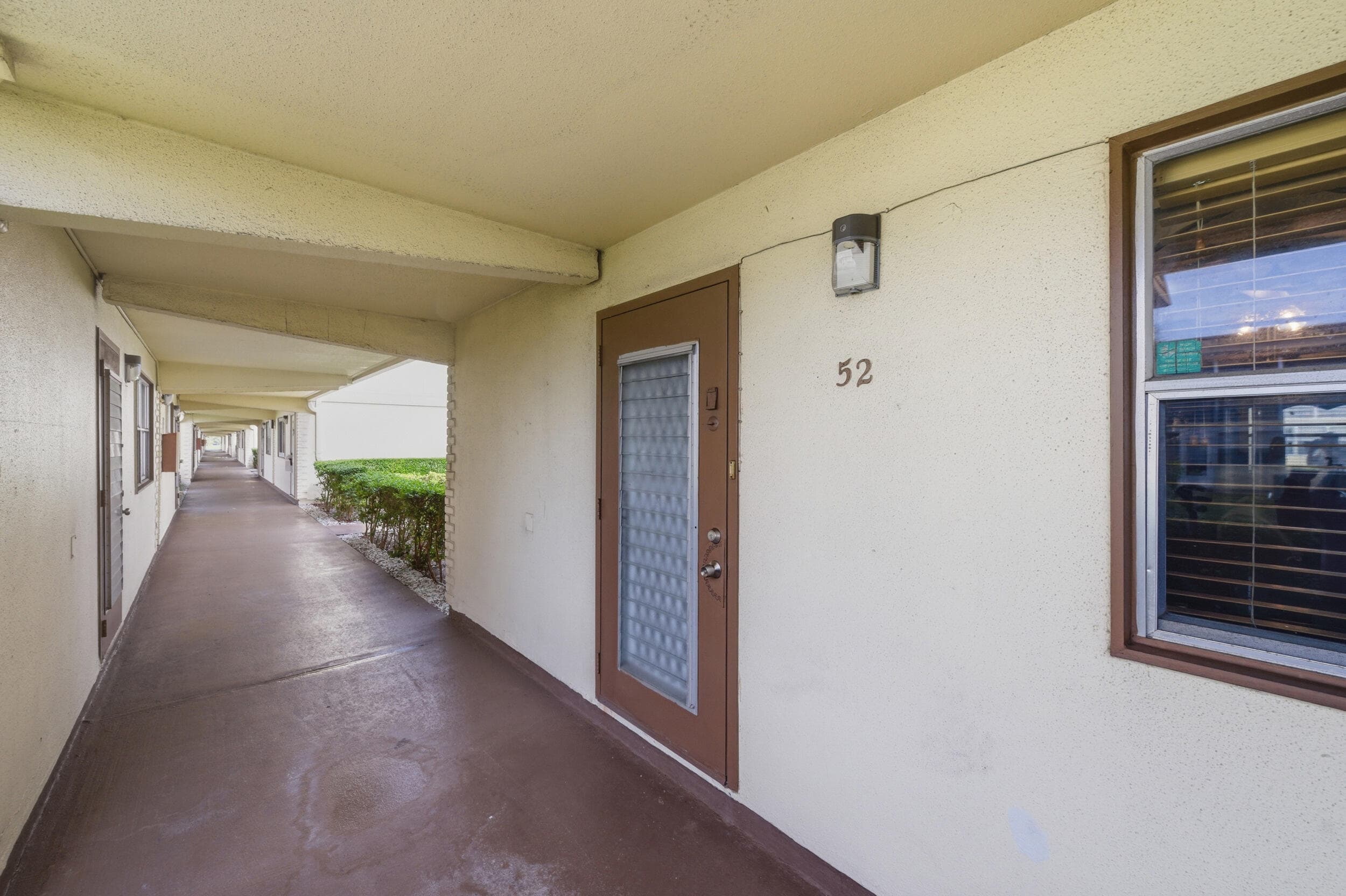 52 Saxony B 52, Delray Beach, FL 33446 — photo 23 of 50