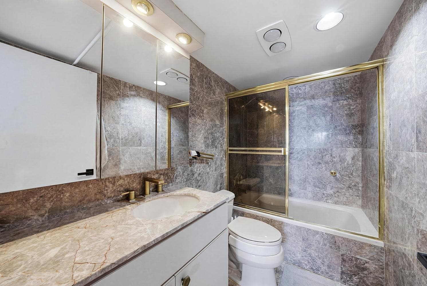 340 Sunset Drive 1803, Fort Lauderdale, FL 33301 — photo 15 of 38