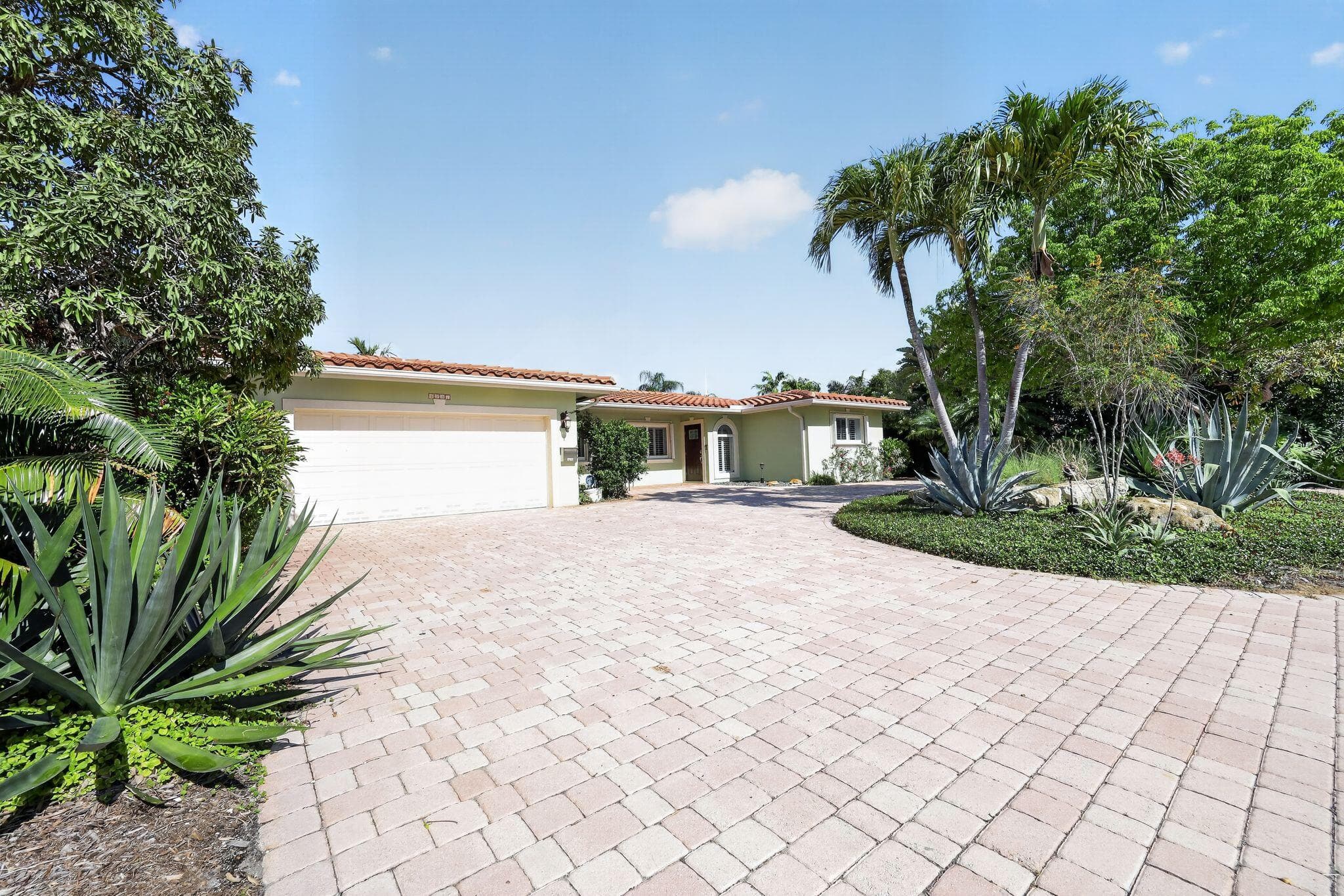 5231 NE 28th Avenue, Fort Lauderdale, FL 33308 — photo 5 of 38