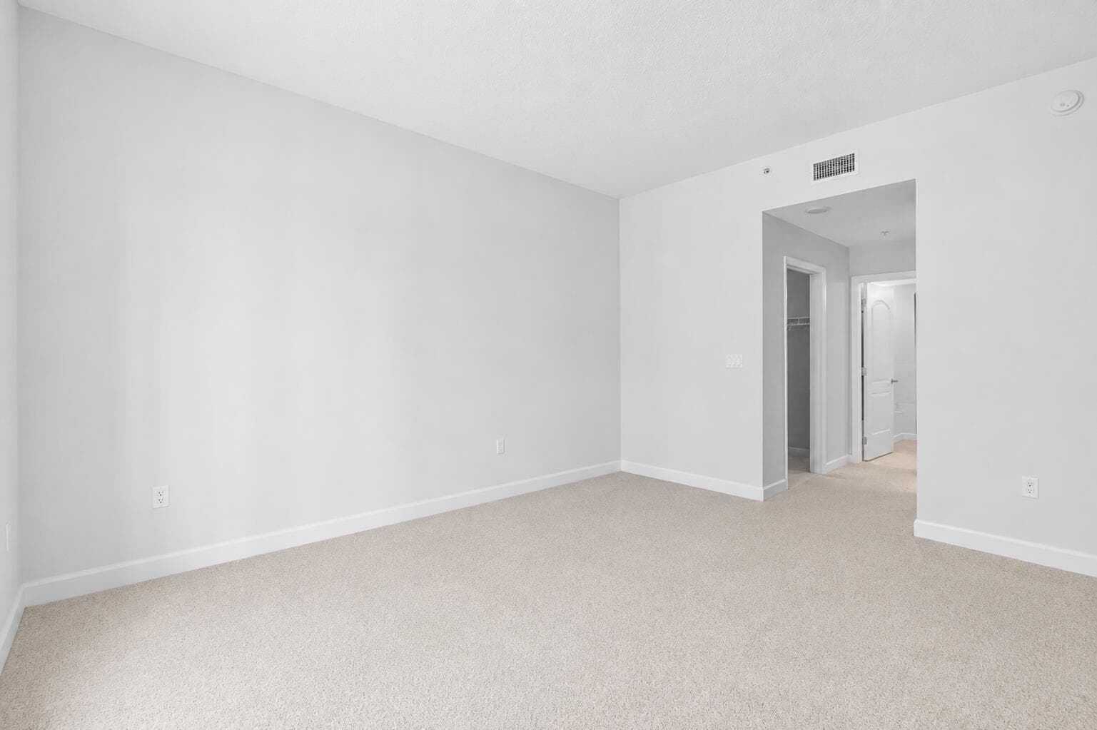 801 S Olive Avenue 914, West Palm Beach, FL 33401 — photo 18 of 41