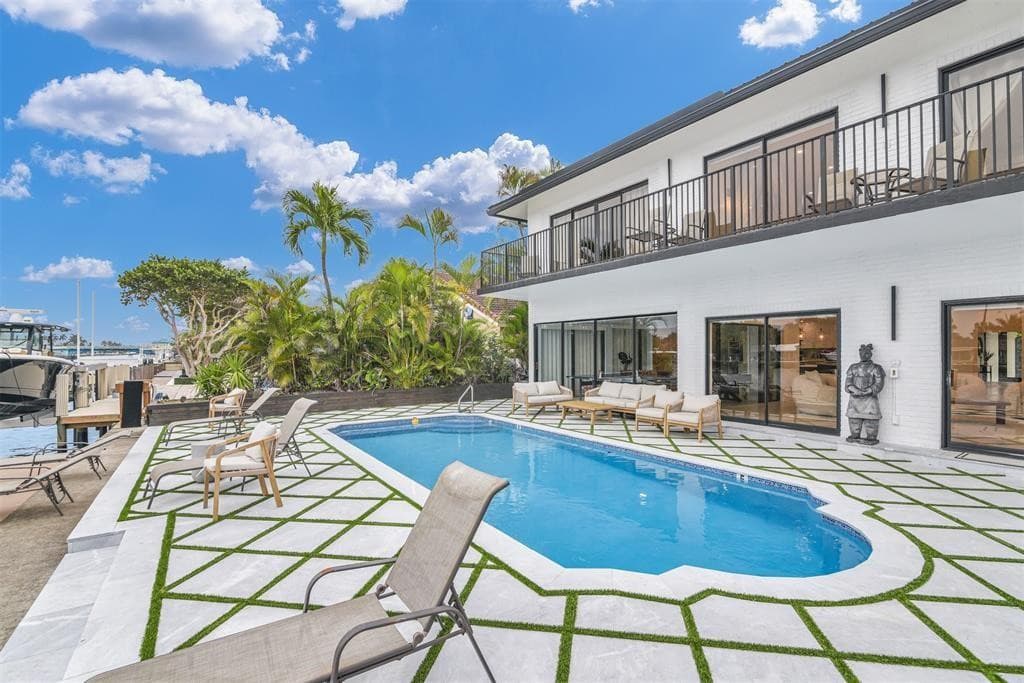 319 S Riverside Drive, Pompano Beach, FL 33062 — photo 26 of 90
