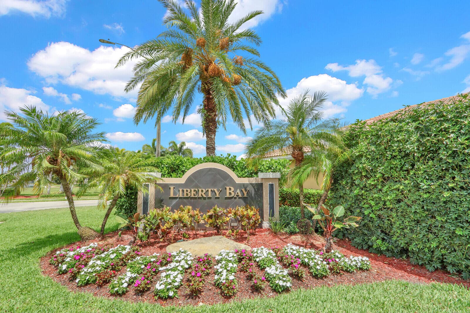3300 Commodore Court, West Palm Beach, FL 33411 — photo 36 of 53