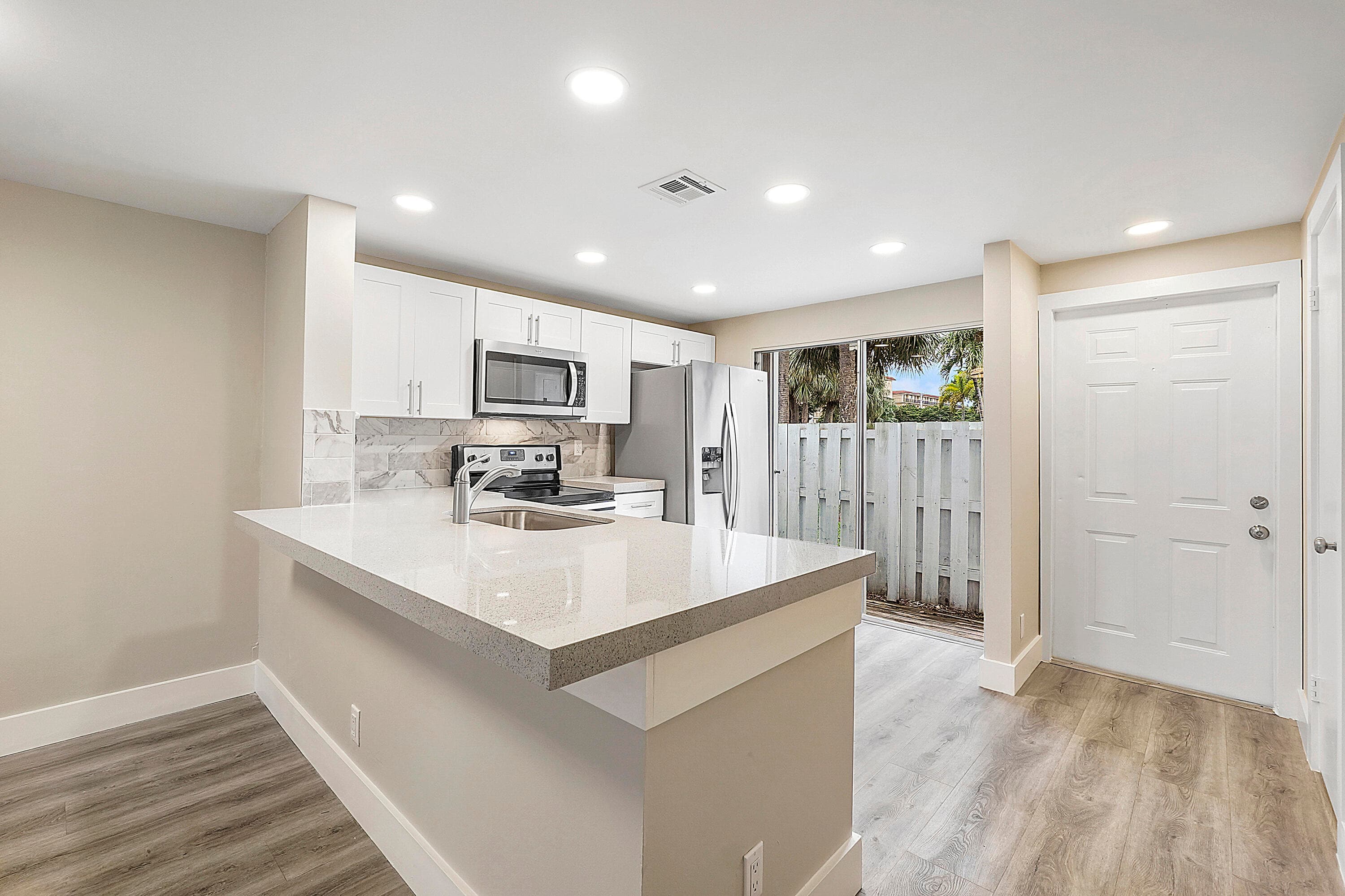 2747 NE 15th Street 2747, Pompano Beach, FL 33062 — photo 34 of 44