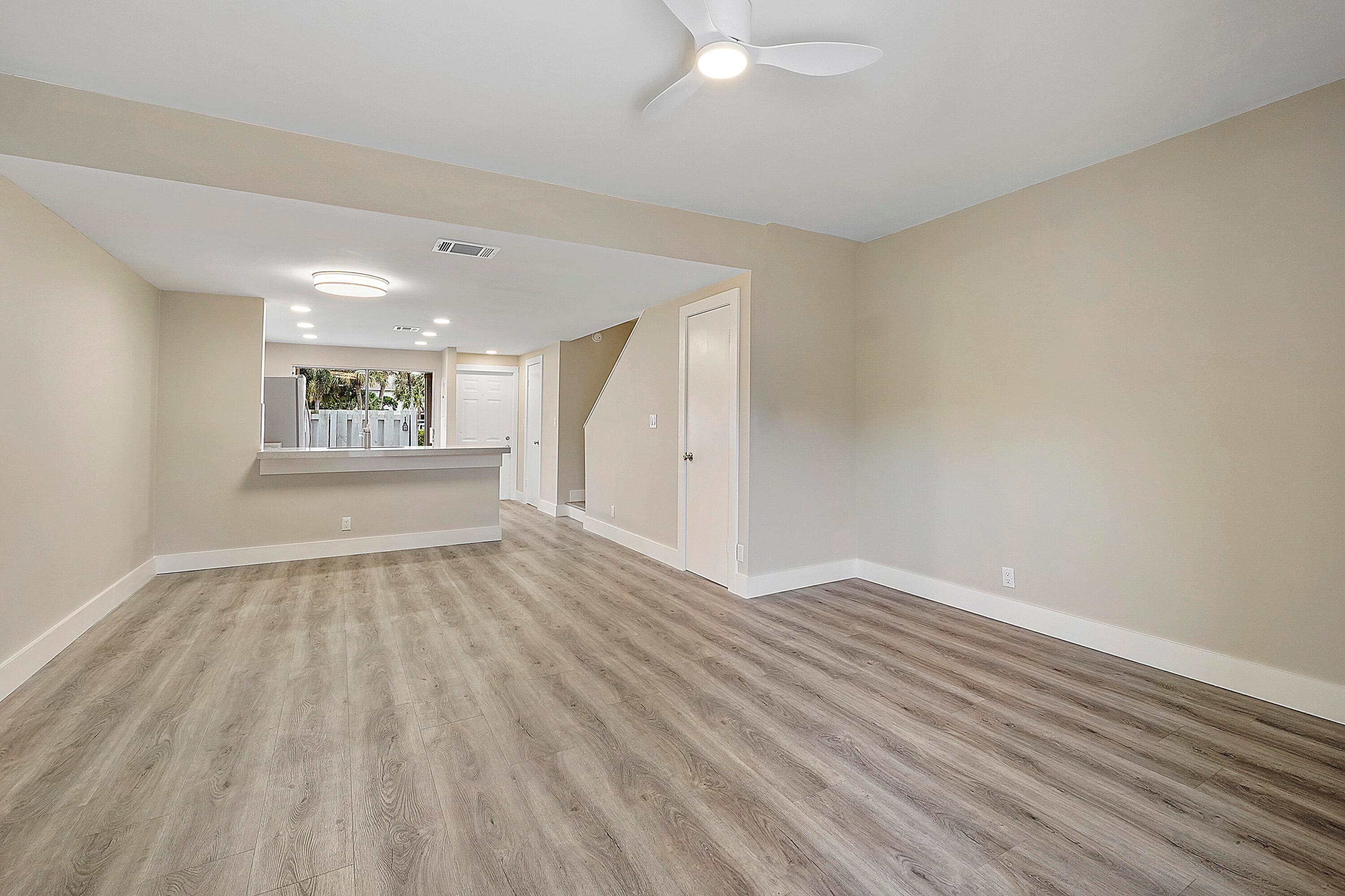 2747 NE 15th Street 2747, Pompano Beach, FL 33062 — photo 15 of 44