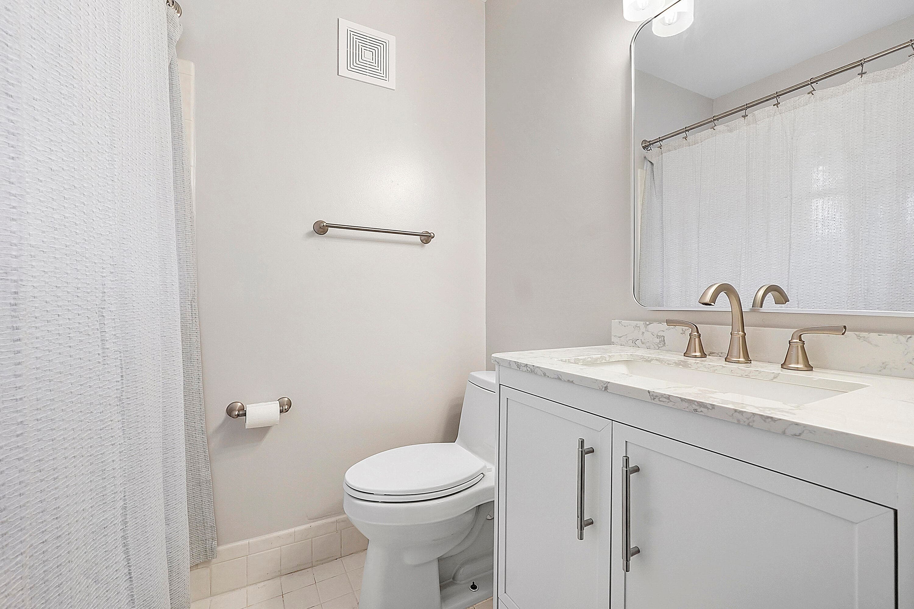 2747 NE 15th Street 2747, Pompano Beach, FL 33062 — photo 22 of 44