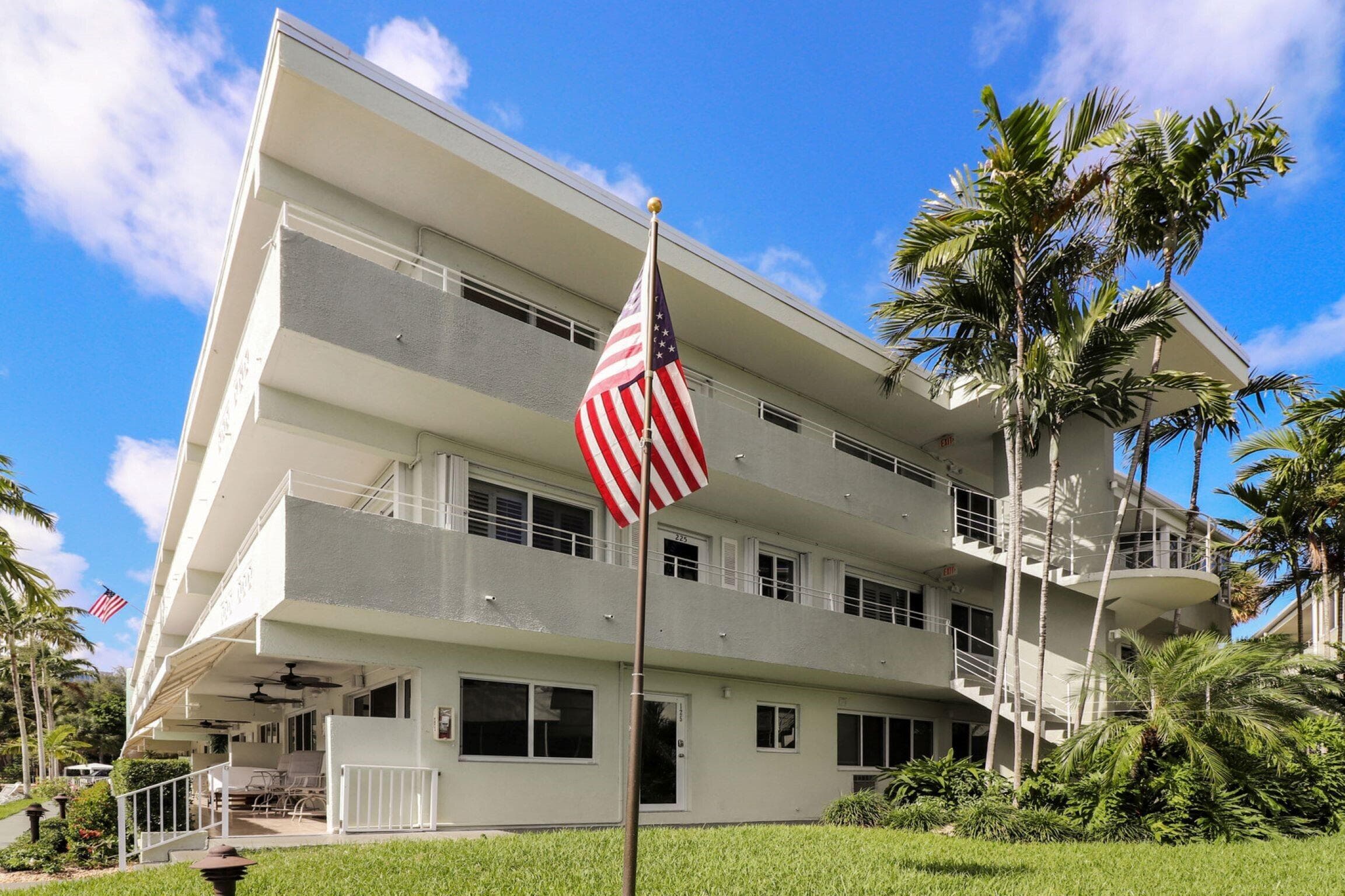 1000 SE 4th Street 209-210, Fort Lauderdale, FL 33301 — photo 53 of 64