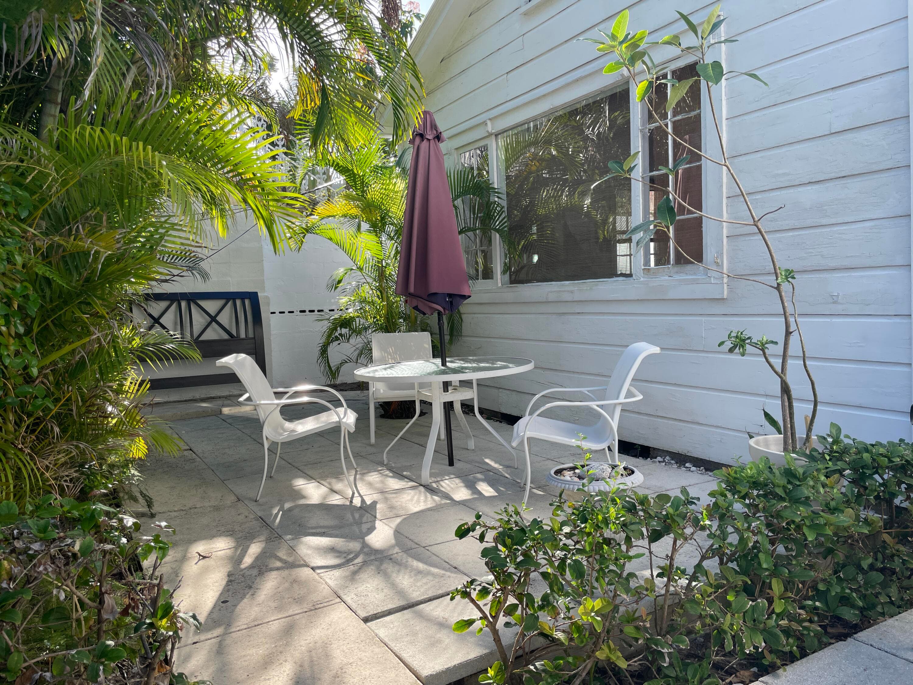 150 Australian Avenue Cottage, Palm Beach, FL 33480 — photo 3 of 13