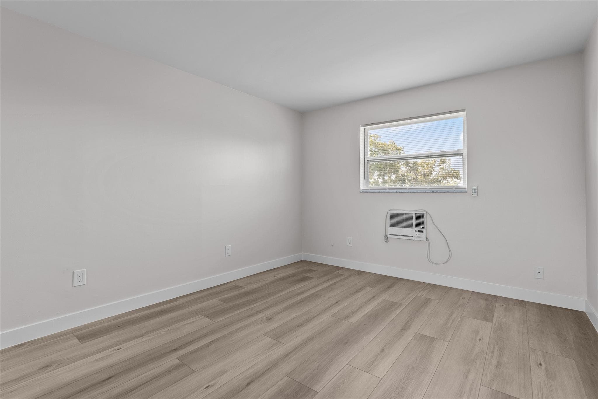 1150 E Sample Road 202, Pompano Beach, FL 33064 — photo 13 of 20
