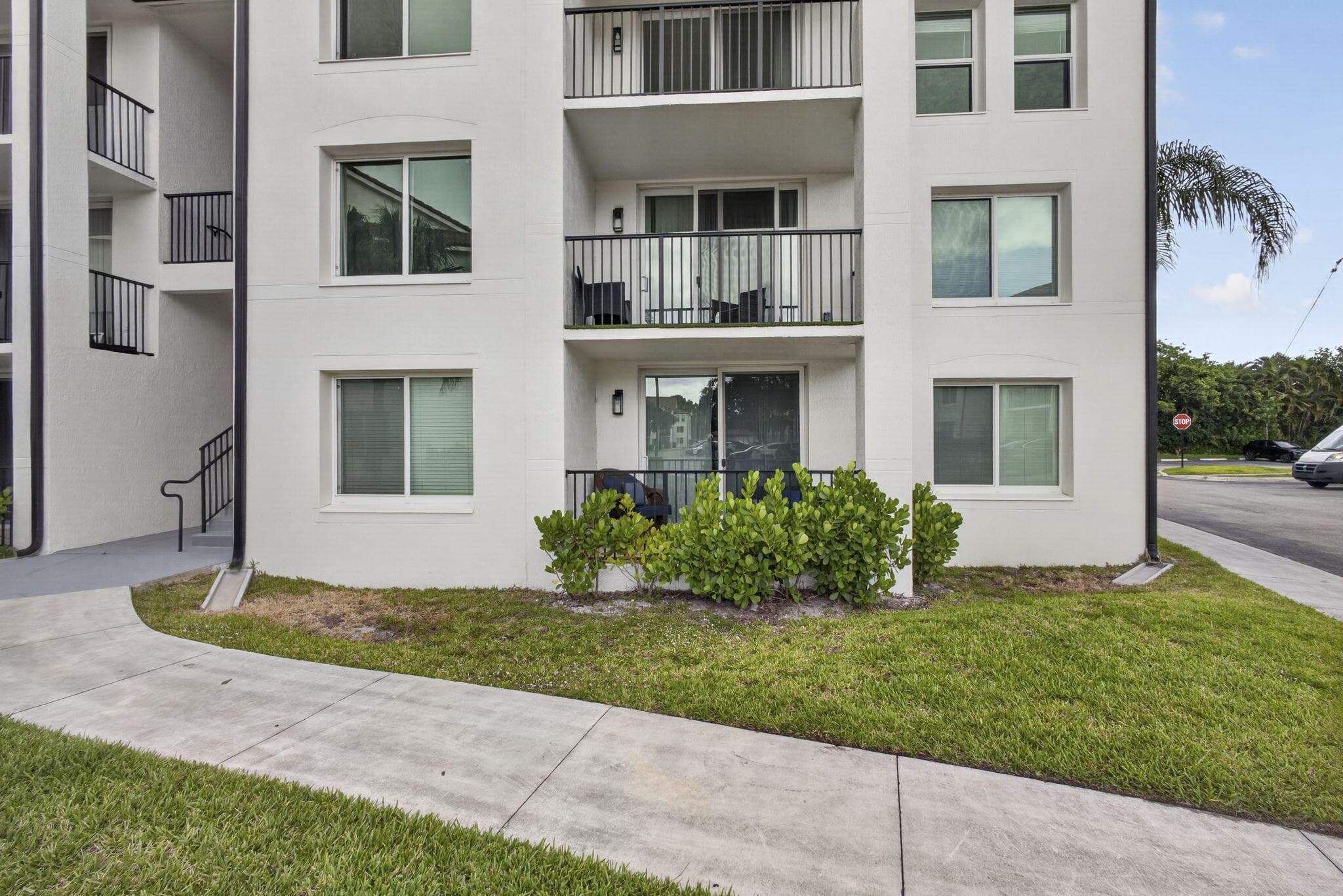 1002 Villa Circle, Boynton Beach, FL 33435 — photo 5 of 74