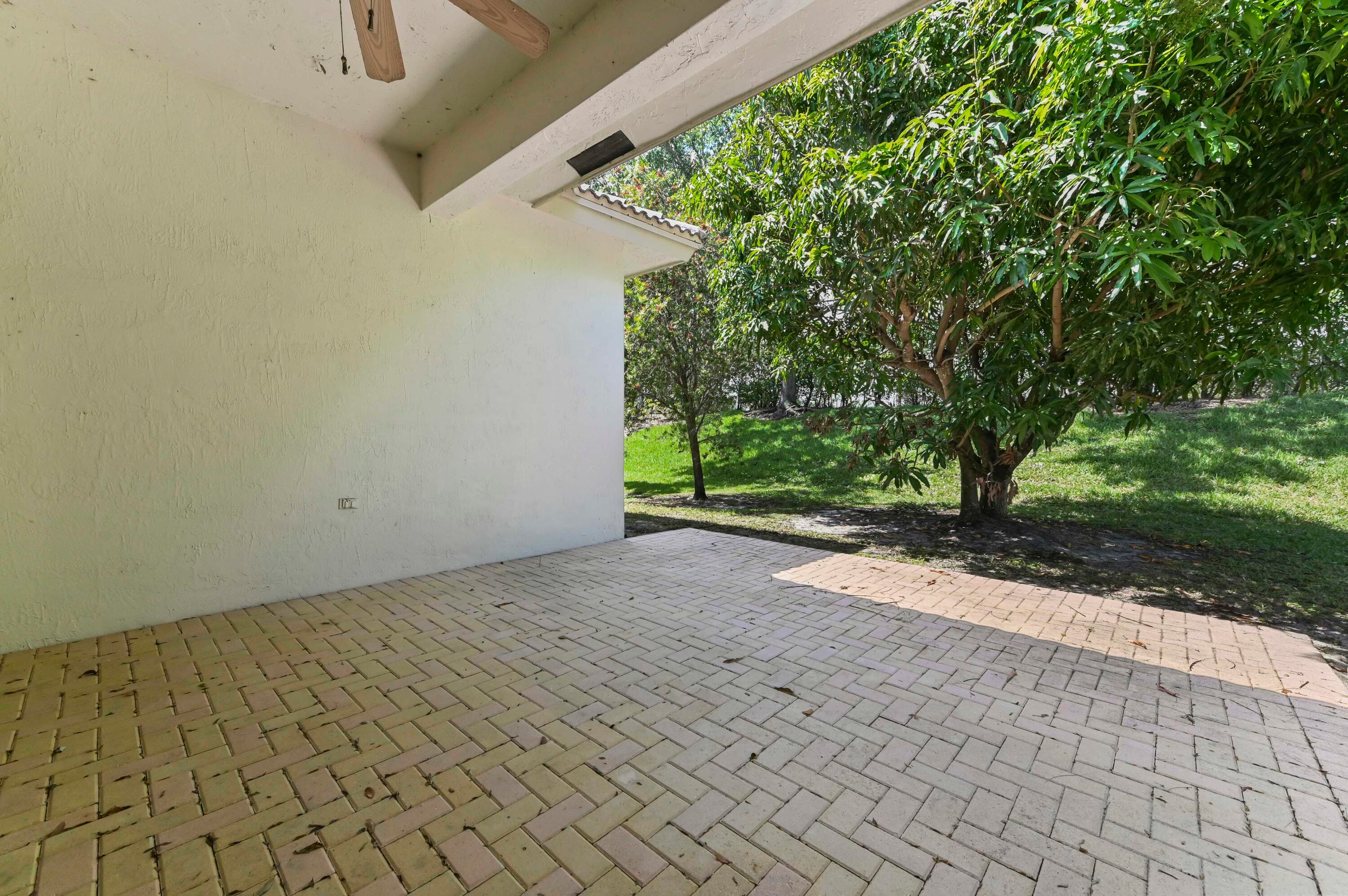 2464 Sailfish Cove Drive, West Palm Beach, FL 33411 — photo 23 of 32