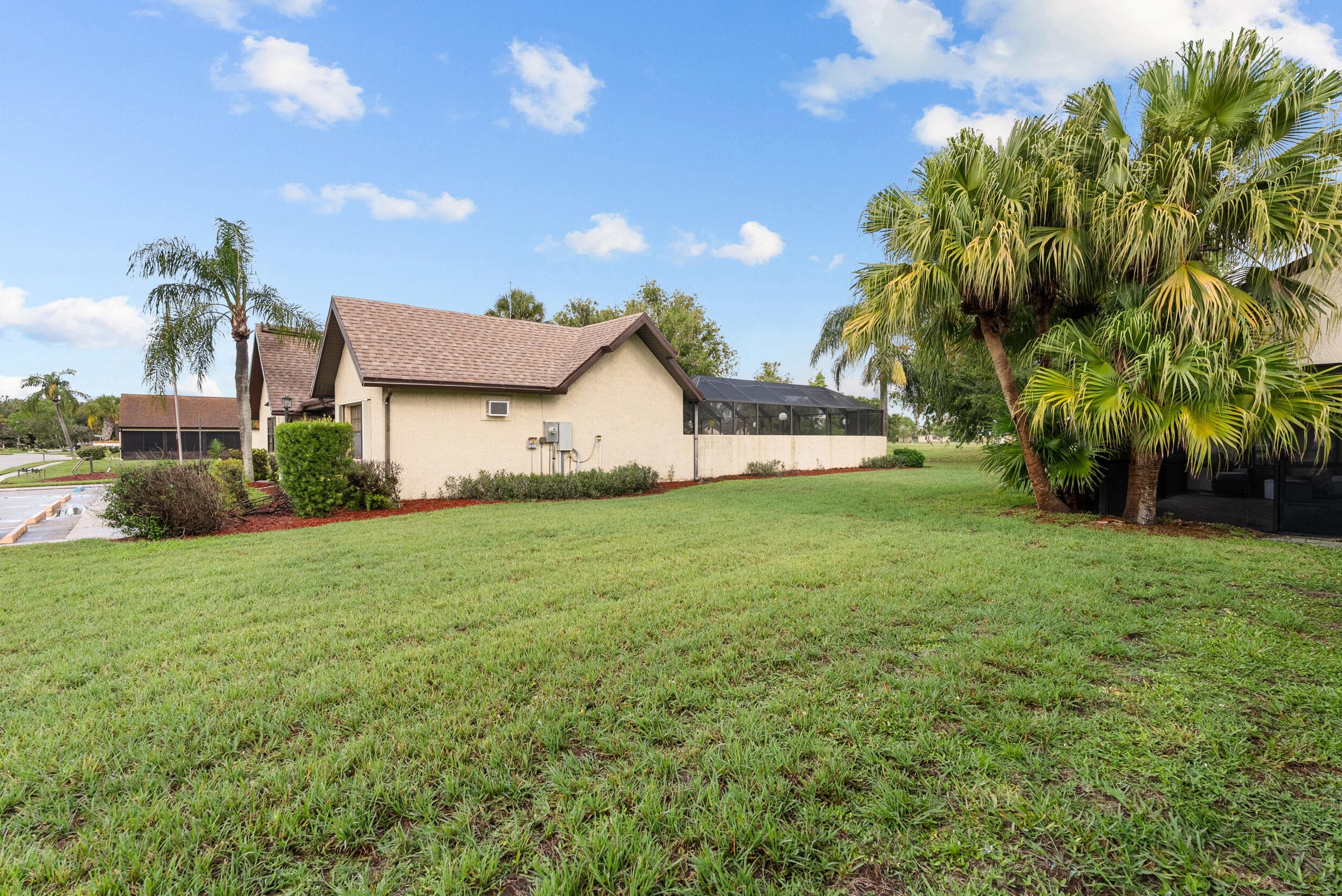 2242 SE Breckenridge Circle, Port St. Lucie, FL 34952 — photo 4 of 34