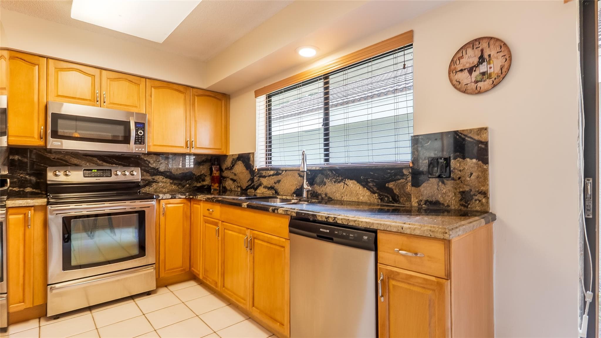 1867 NW 99th Avenue, Plantation, FL 33322 — photo 12 of 42