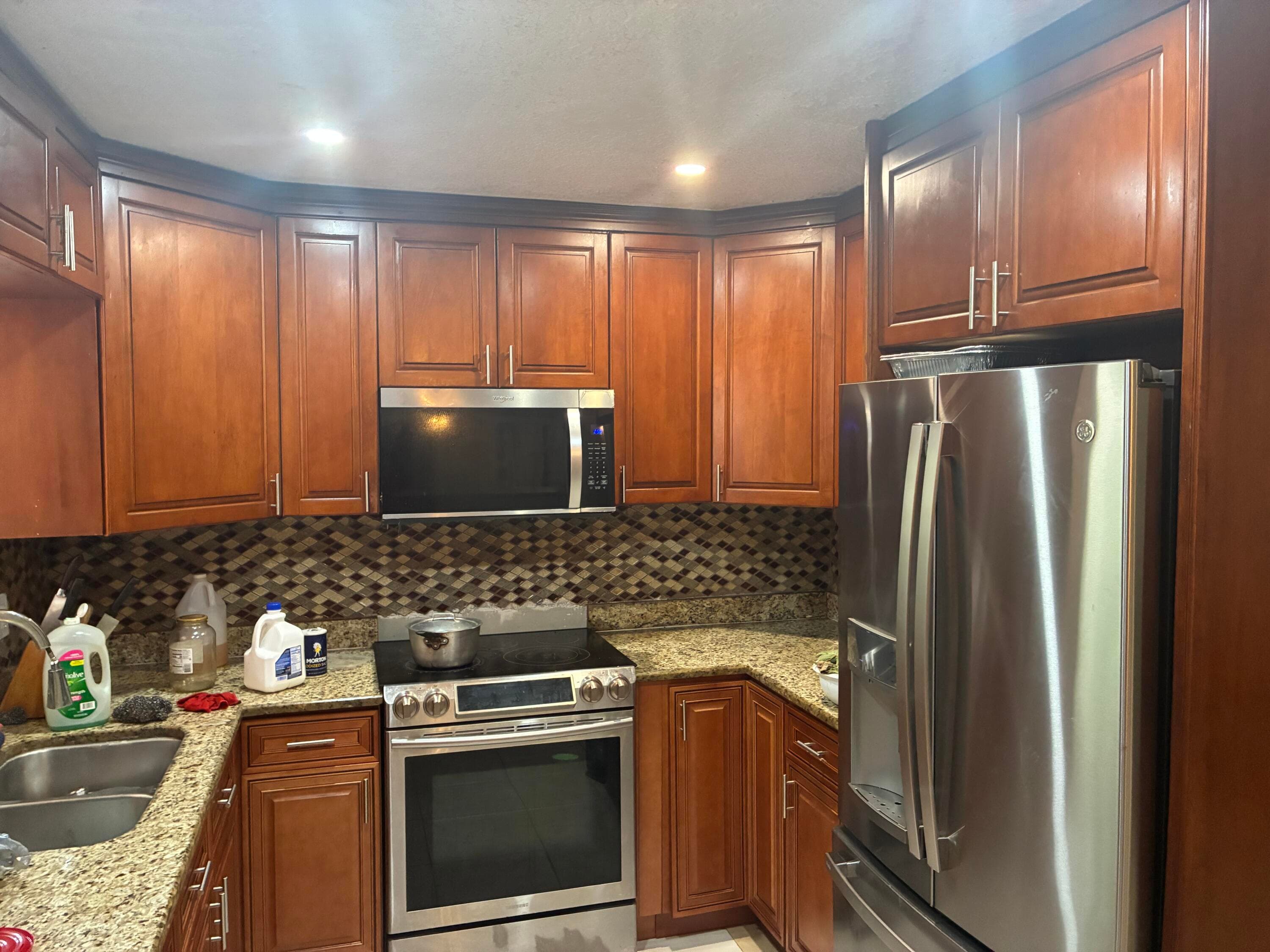 3120 NE 8th Avenue, Pompano Beach, FL 33064 — photo 2 of 3