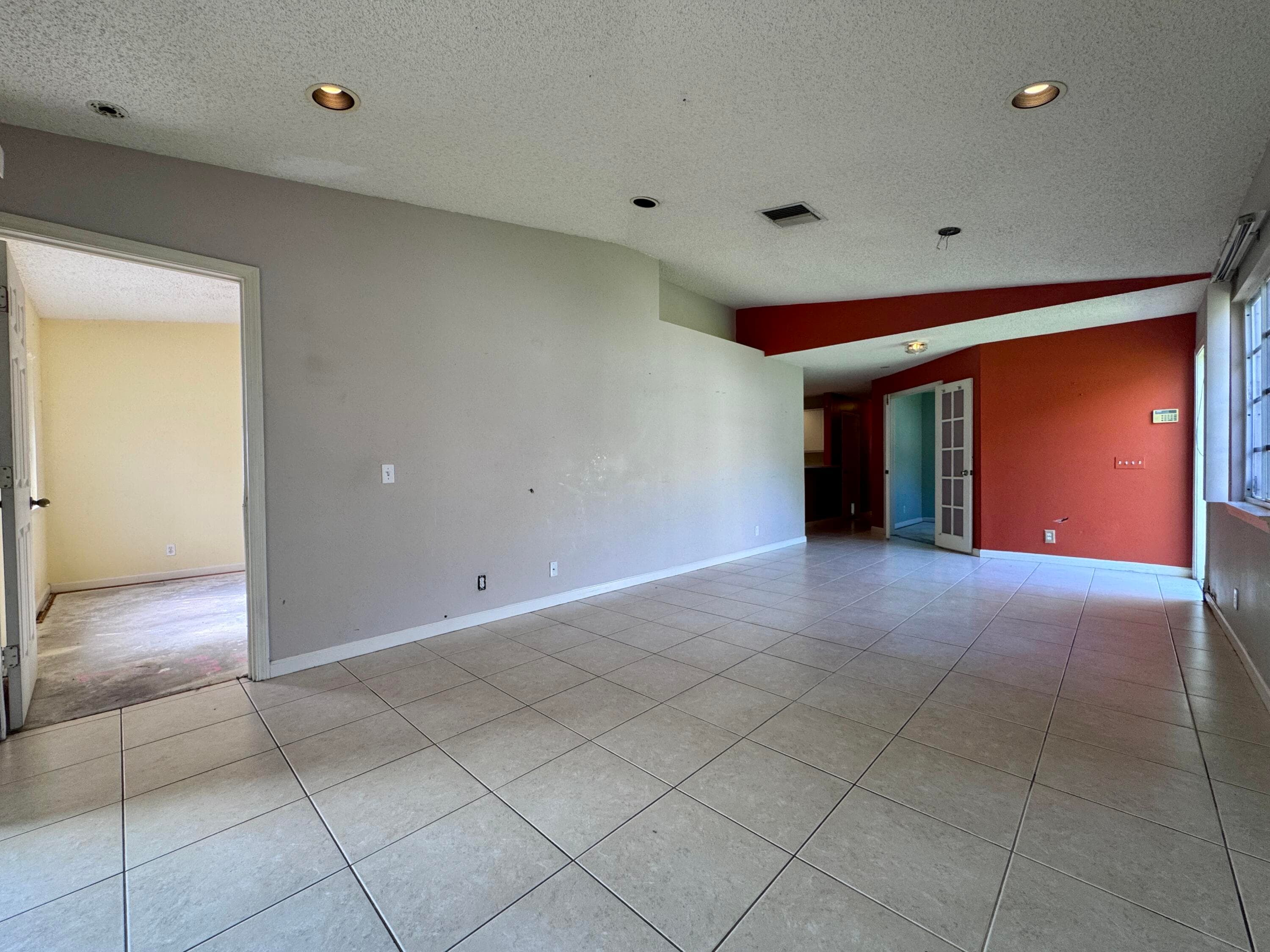 4989 SW 32nd Terrace, Dania Beach, FL 33312 — photo 6 of 33