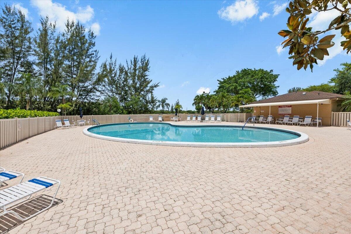 4550 NW 18th Avenue 709, Deerfield Beach, FL 33064 — photo 29 of 40