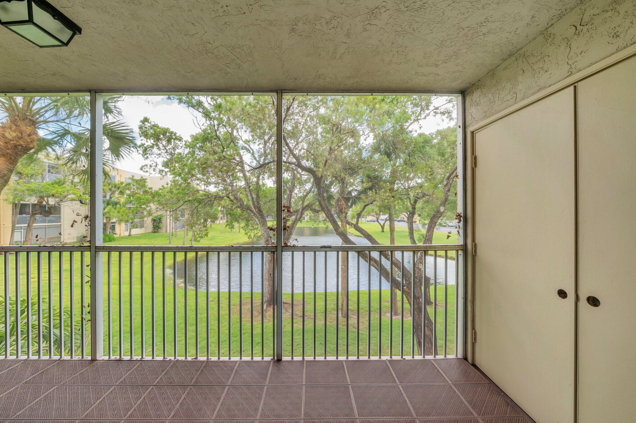 3361 NW 47th Terrace 231, Lauderdale Lakes, FL 33319 — photo 10 of 48