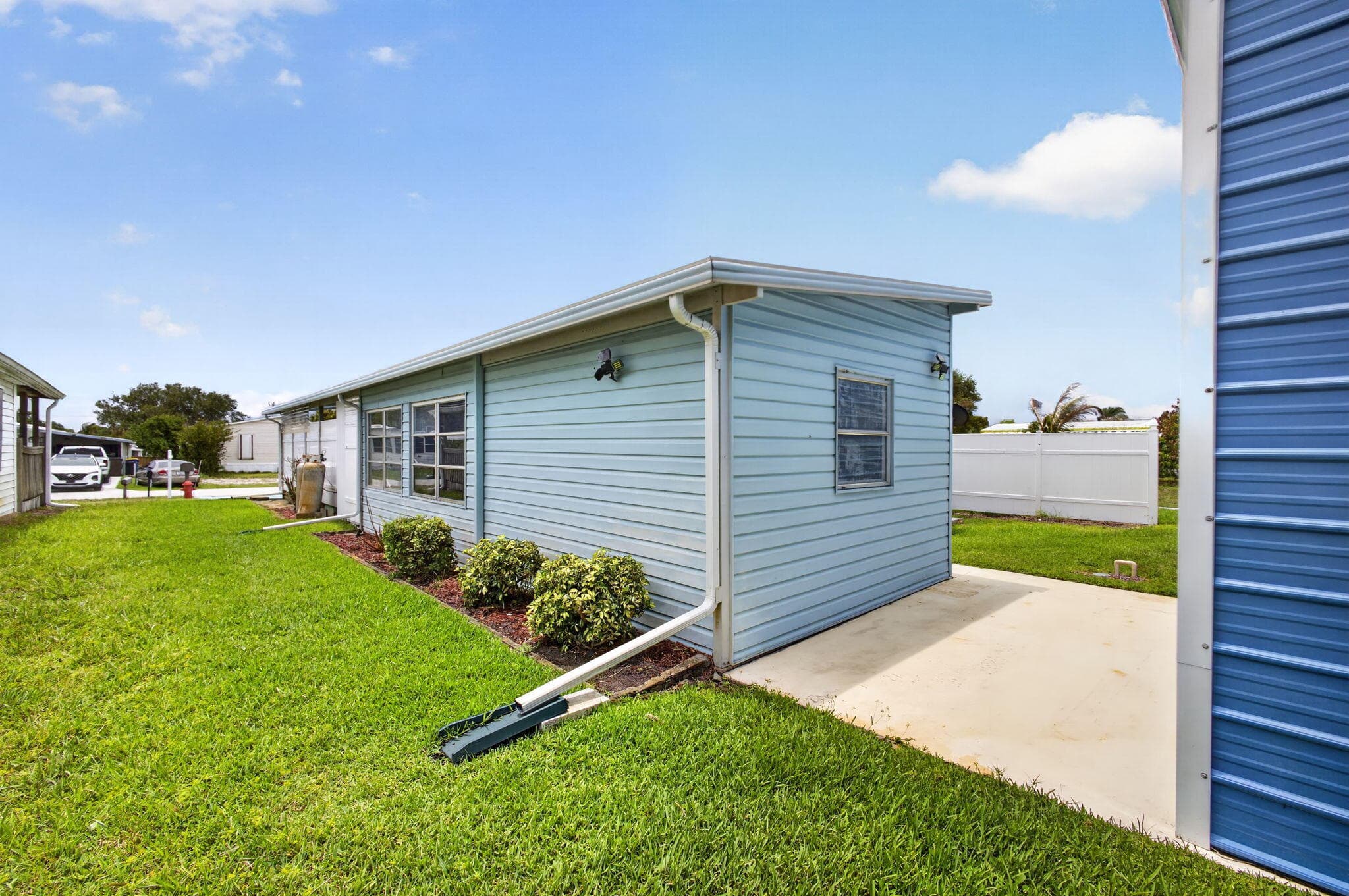 7102 SE Bluebird Circle, Hobe Sound, FL 33455 — photo 47 of 62