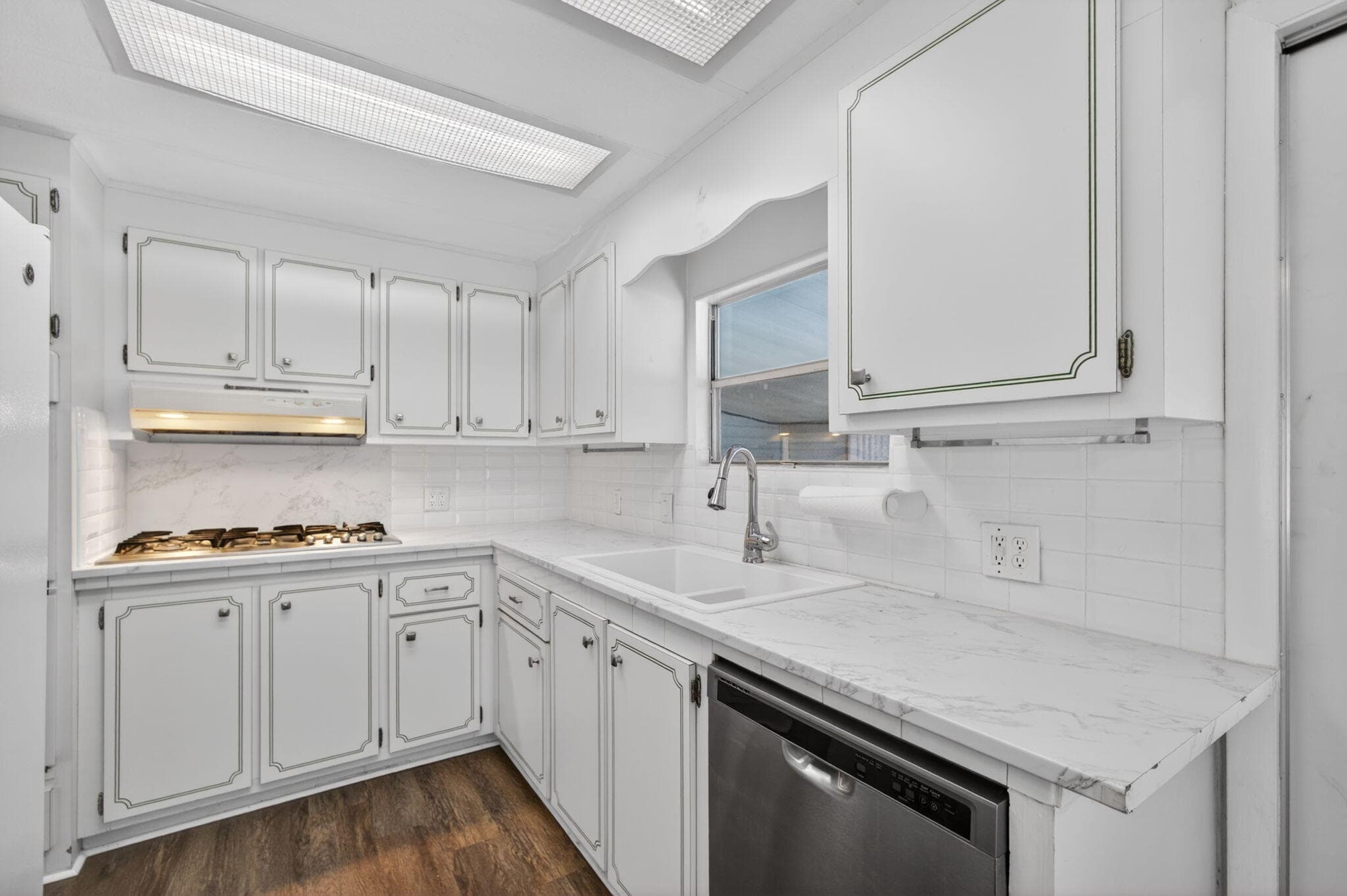 7102 SE Bluebird Circle, Hobe Sound, FL 33455 — photo 17 of 62