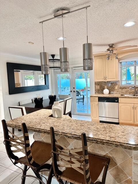 10079 Yeoman Lane, Royal Palm Beach, FL 33411 — photo 5 of 31