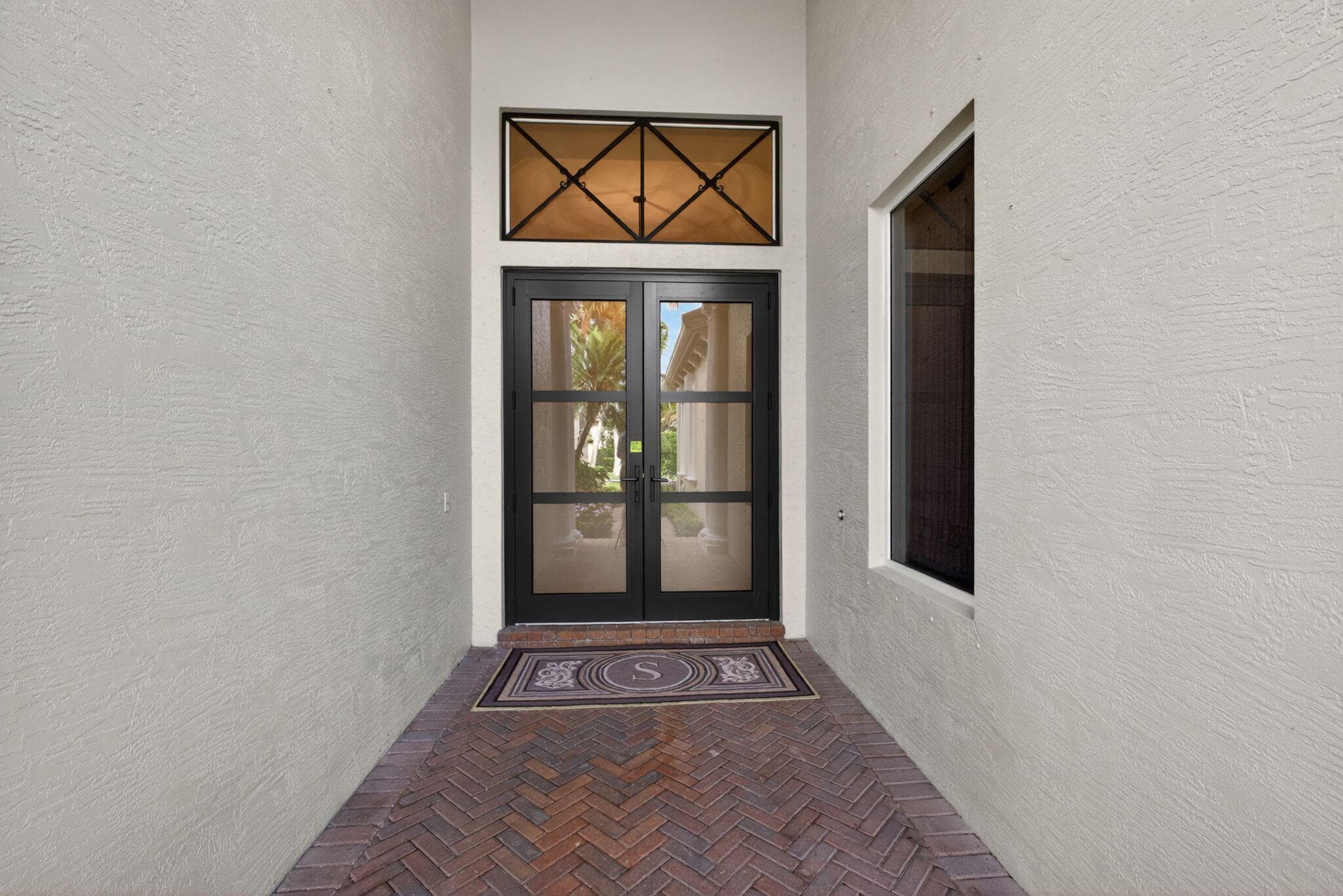 160 Viera Drive, Palm Beach Gardens, FL 33418 — photo 4 of 89